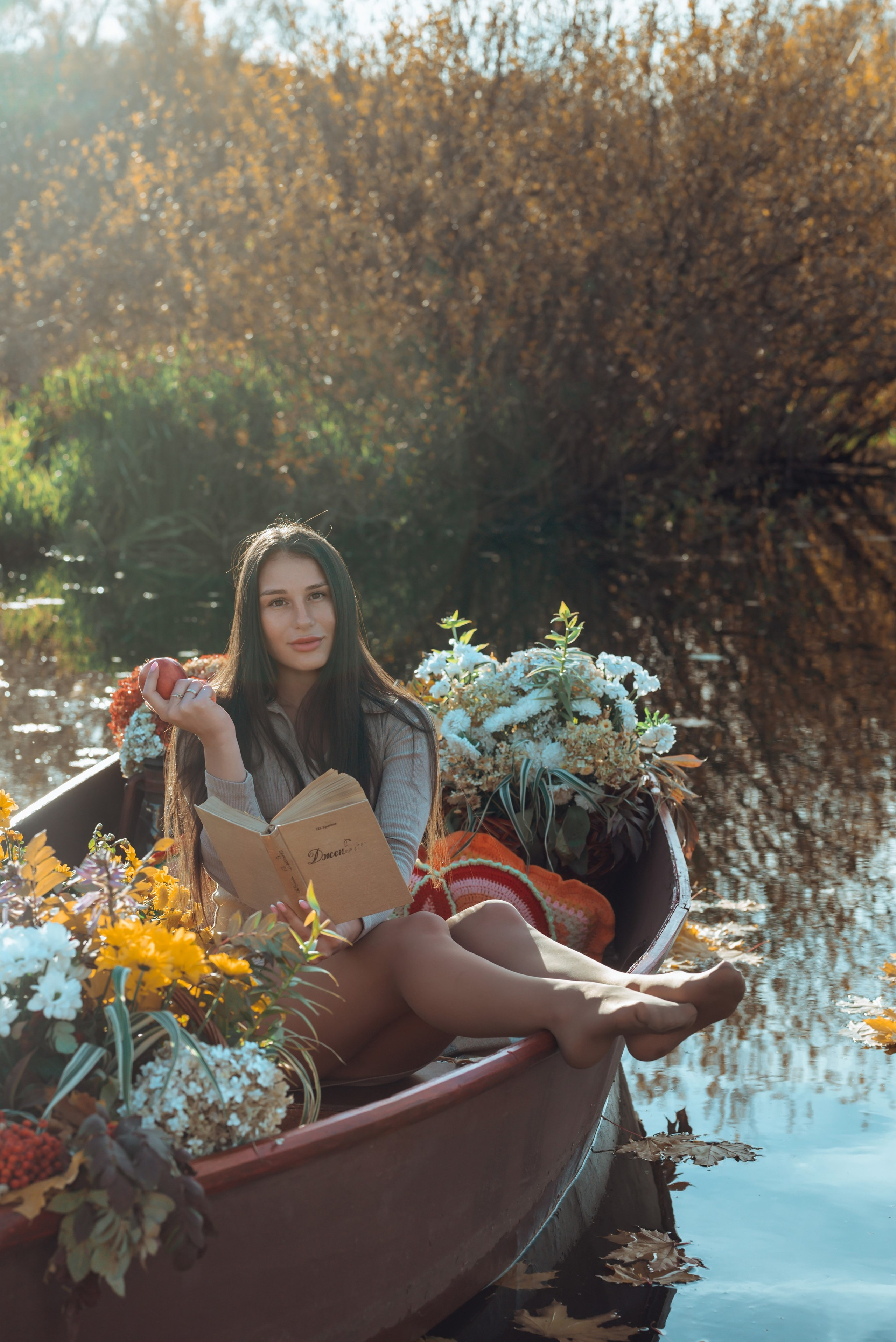 Фотопроект с осенней лодкой. Фотограф в городе Салават