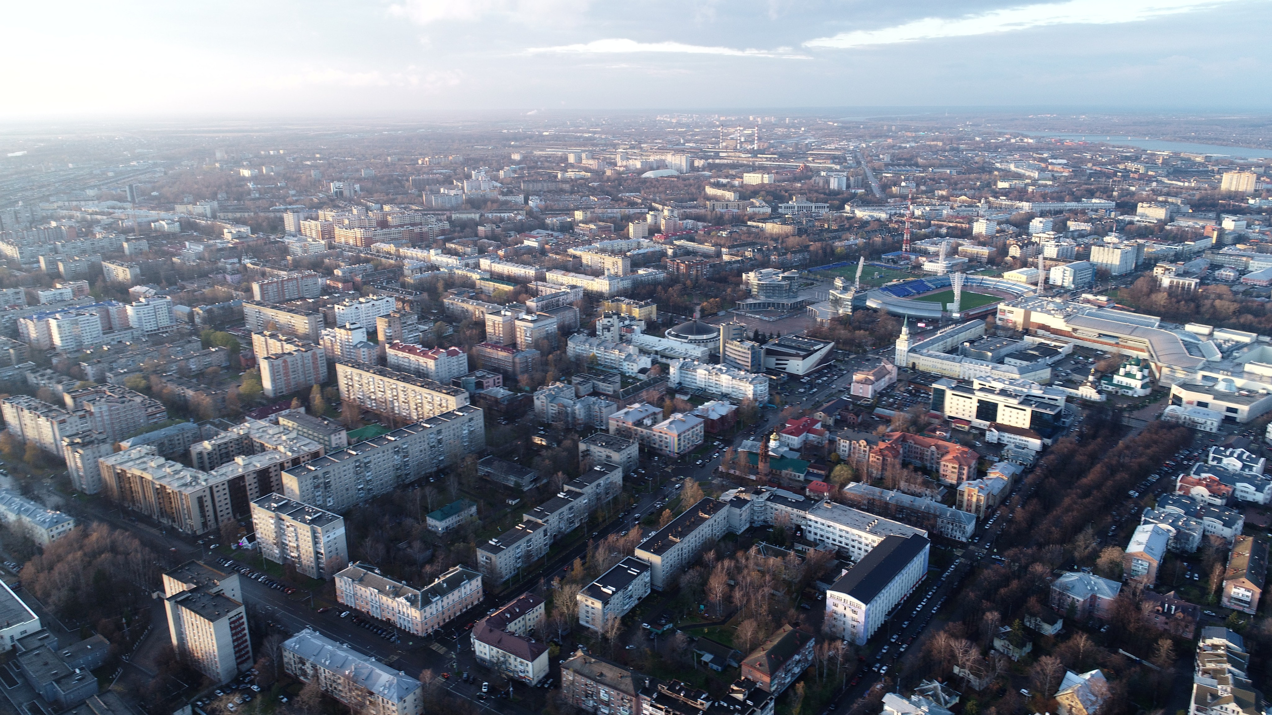 Аэросъёмка в Ярославле дрон квадрокоптер — портфолио Грибов Медиа. Фото и видеосъёмка в Ярославле | Грибов Медиа контент студия  — от 2500 ₽/час