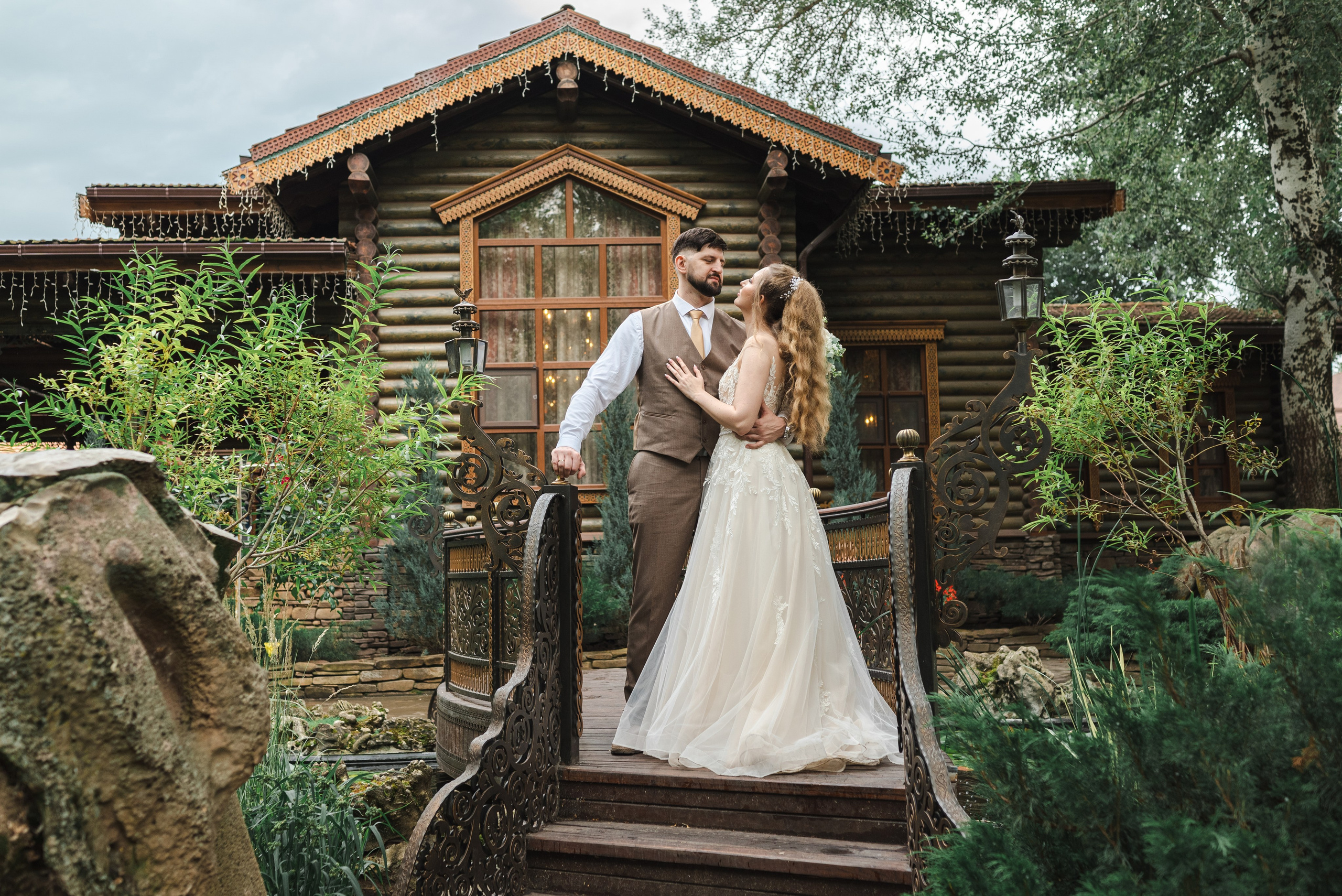Свадебная фотосессия на природе, в парке Лога, Каменск-Шахтинский. Фотограф в Каменске-Шахтинском Ольга Сагал