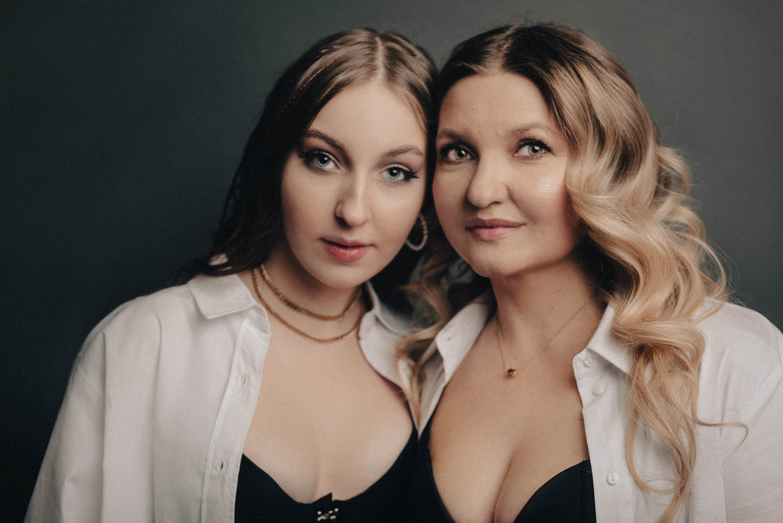 Марина и Арина