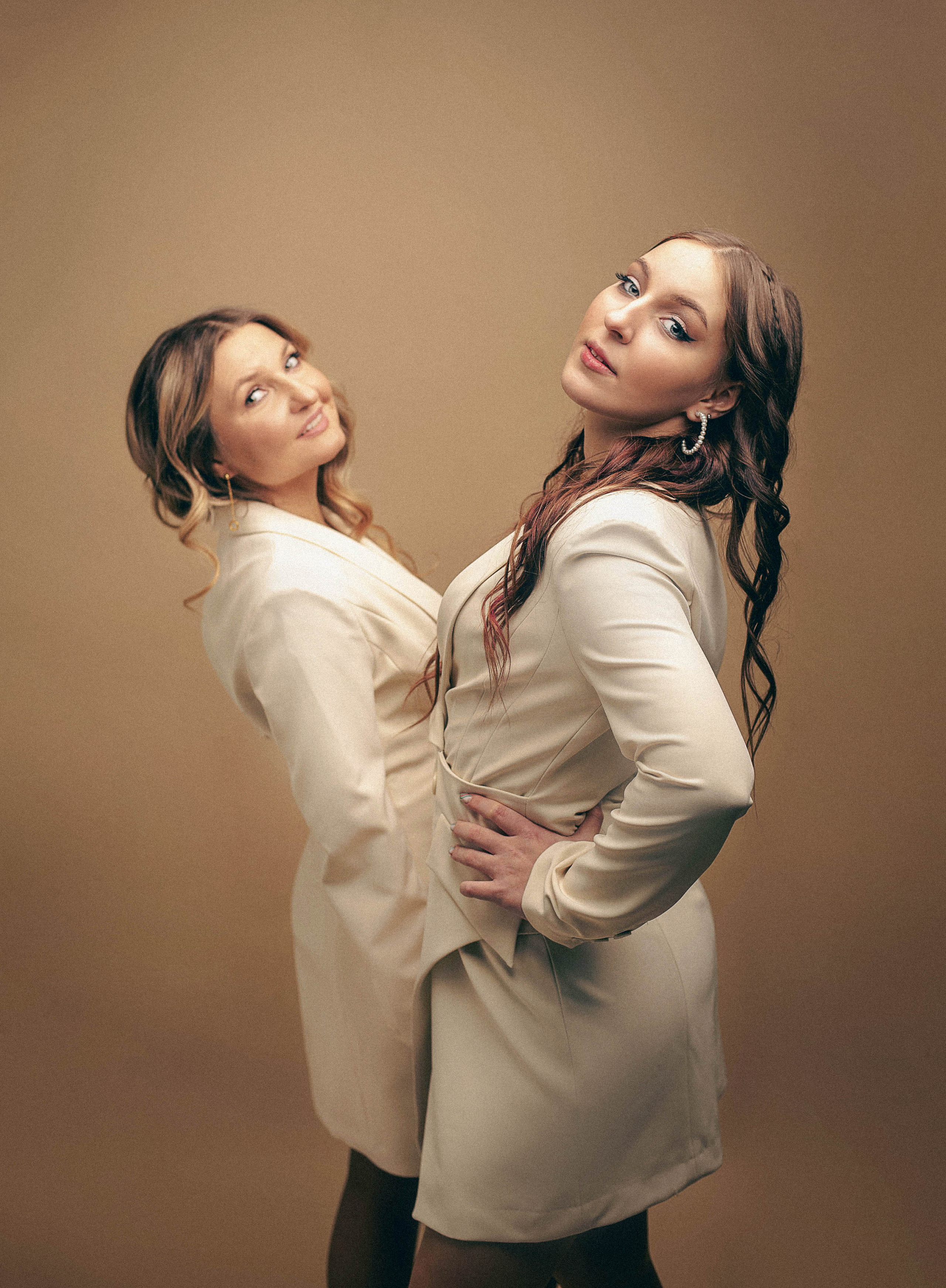 Марина и Арина