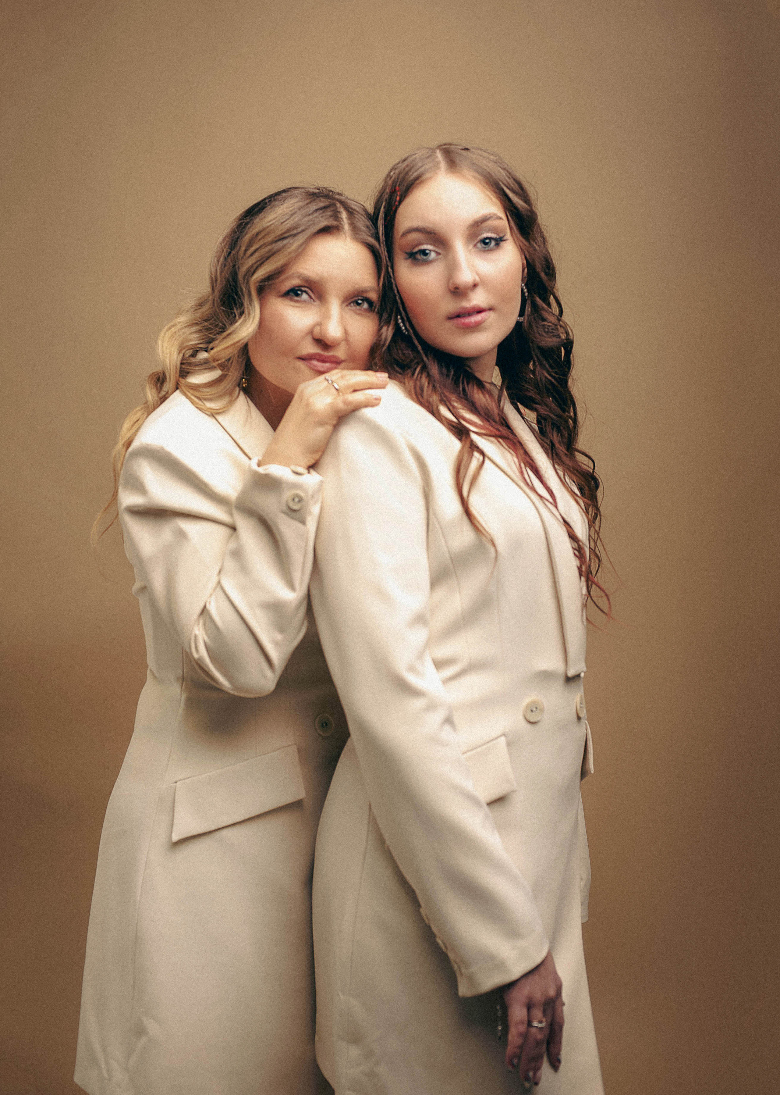 Марина и Арина