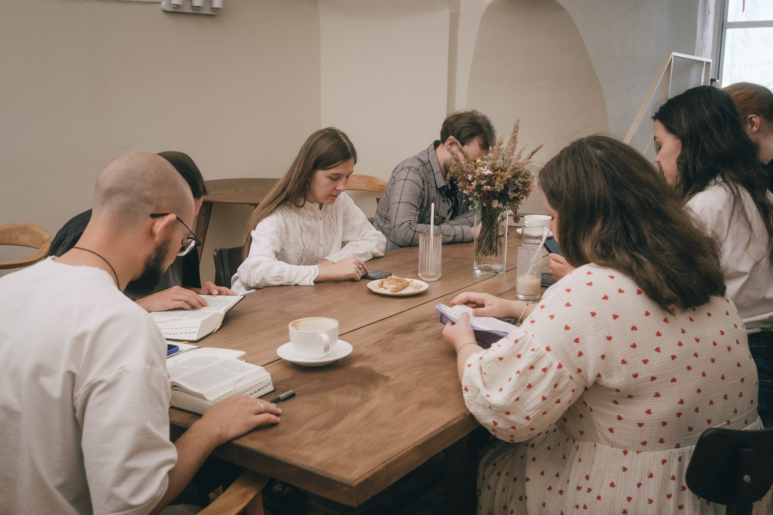 Библейский завтрак 03.09.2024. Фотограф в Москве Максим Скоробогатов
