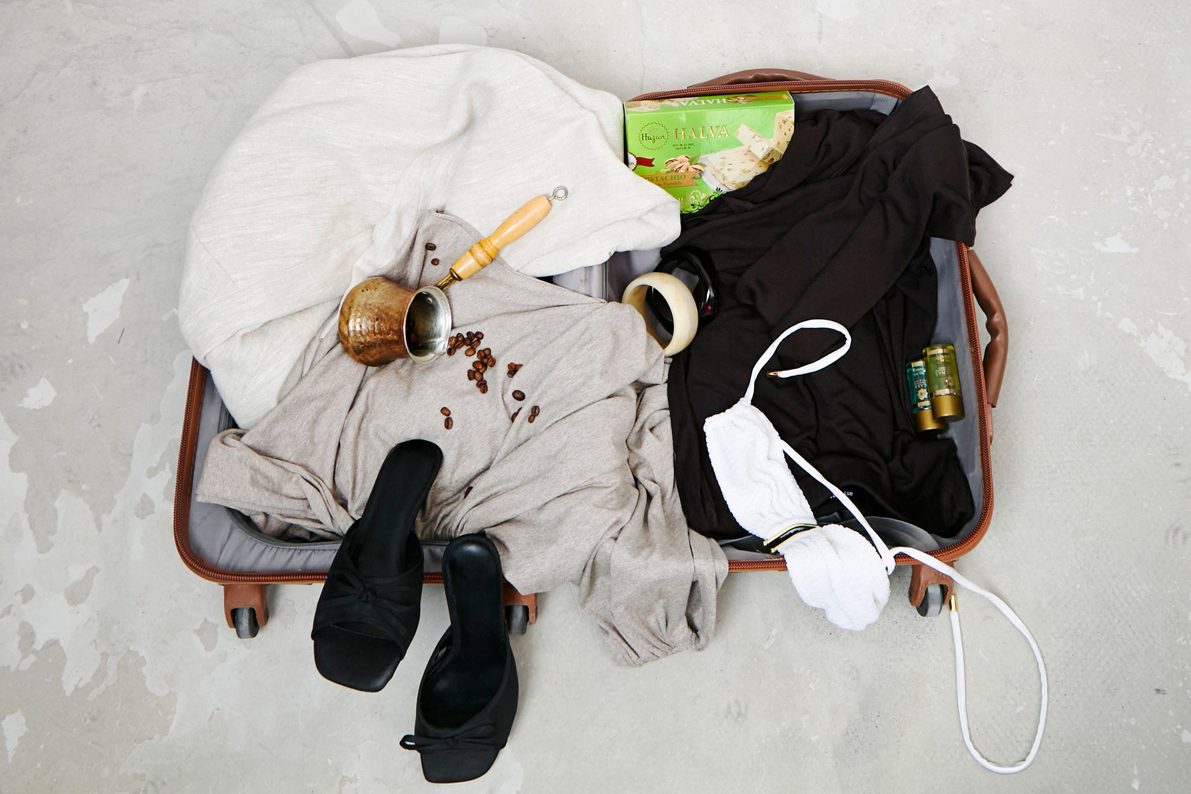 Asya Semyonova. Arina Kharakhashian