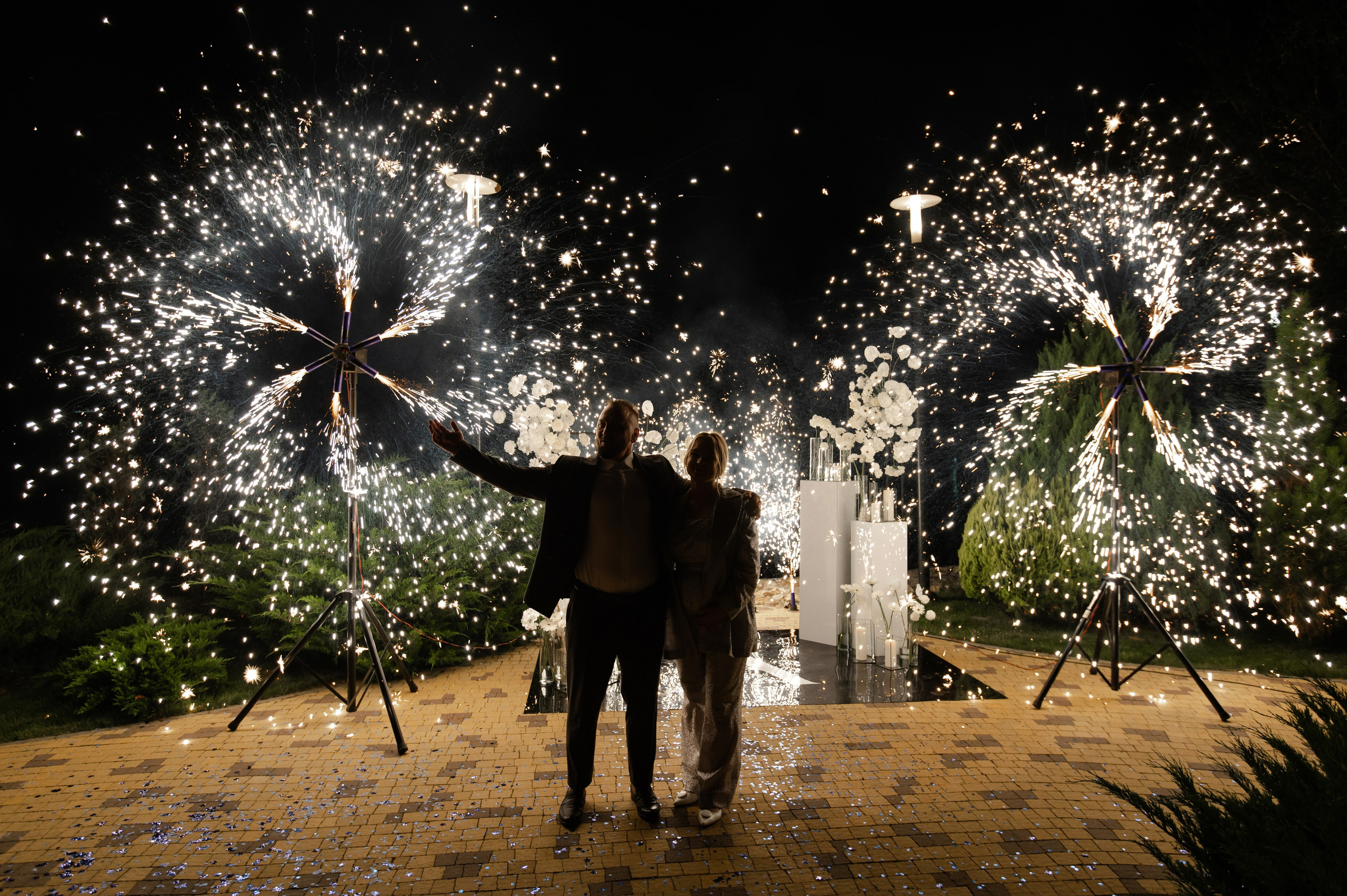 Свадебная фотосессия в отеле Hayat Regency Rostov. Свадебный фотограф в Ростове Максимов Максим