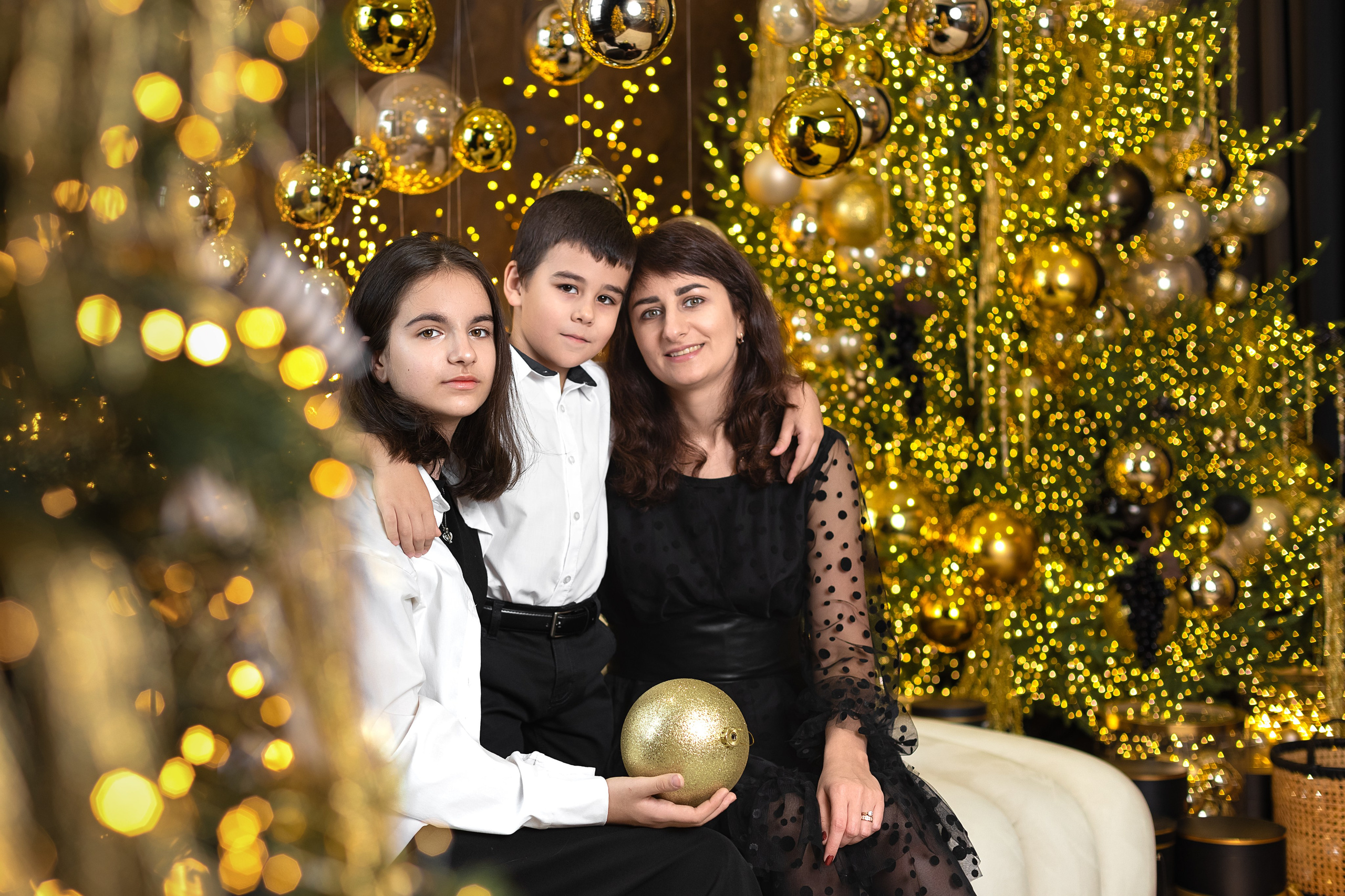 Новогодняя фотосессия 3 человека. Ирина Мезенцева | Женский и предметный фотограф | г. Омск