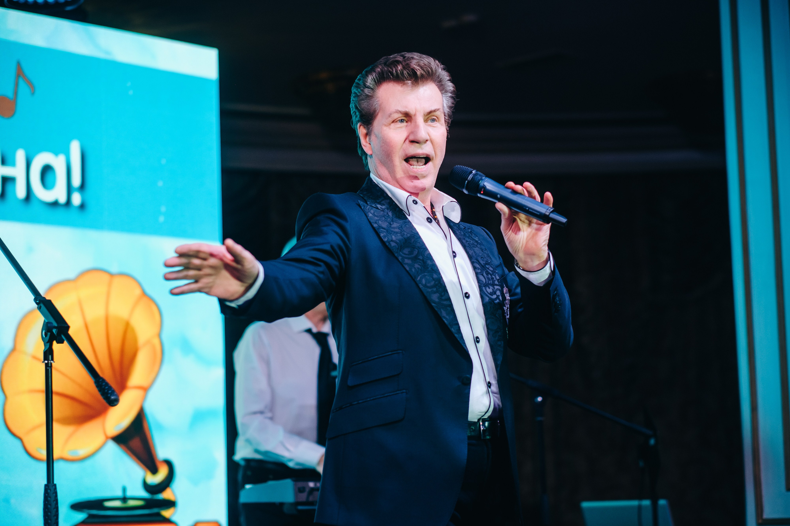 Репортаж. Николай Манвелов — свадебный фотограф в Армавире. Фотокурсы, обучение