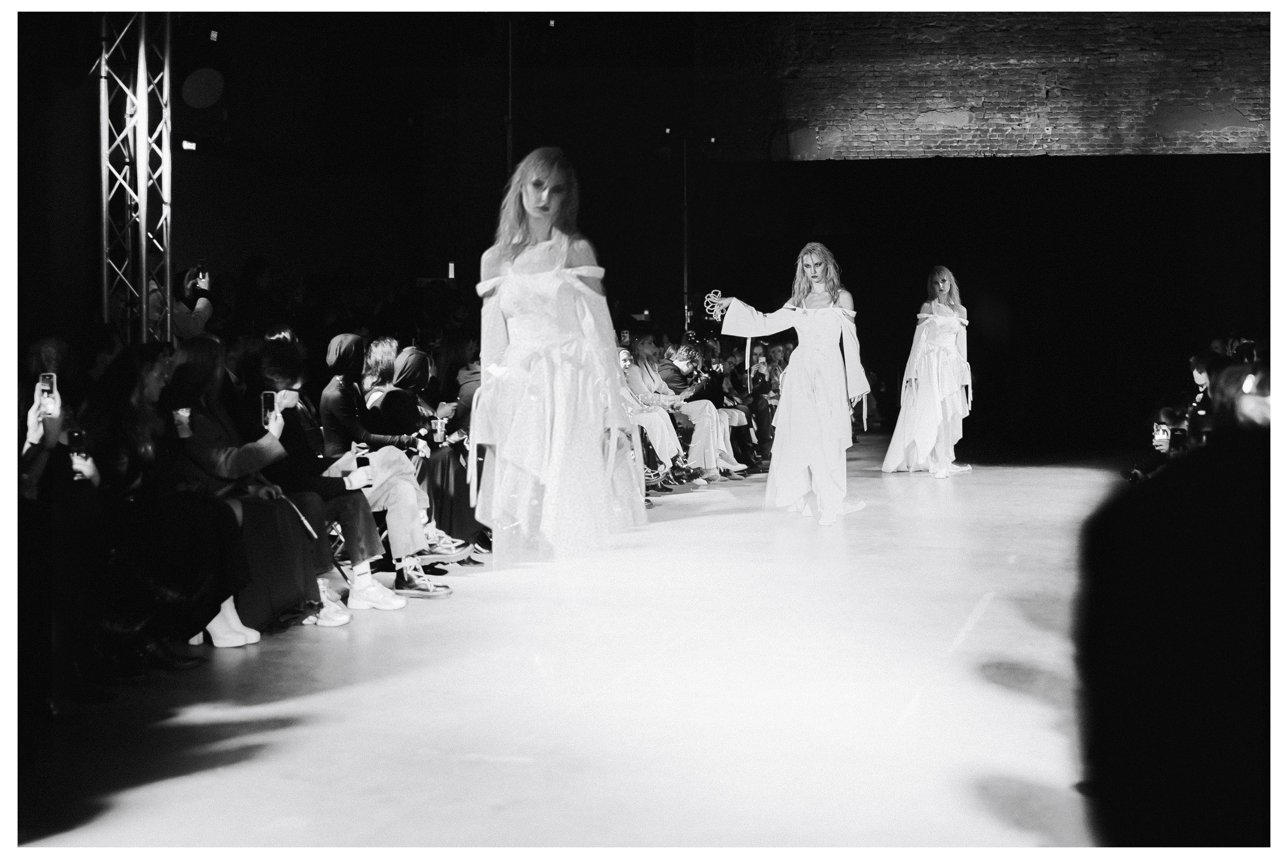 Auxi Noise fashion spb. Репортажный и студийный фотограф в Санкт-Петербурге Марк Скворцов