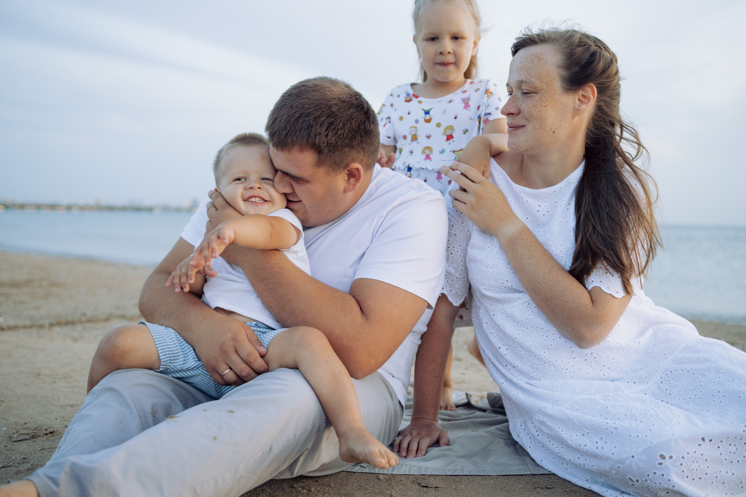 Александр. Главная