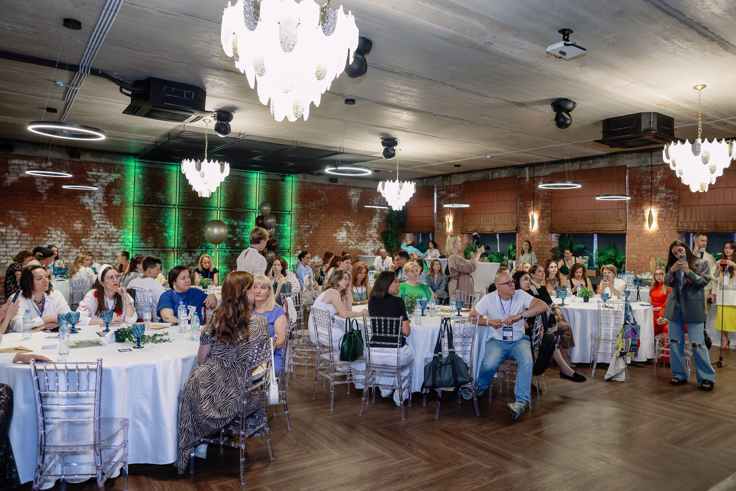 Нетворкинг. Фотограф Юлия Мальцева