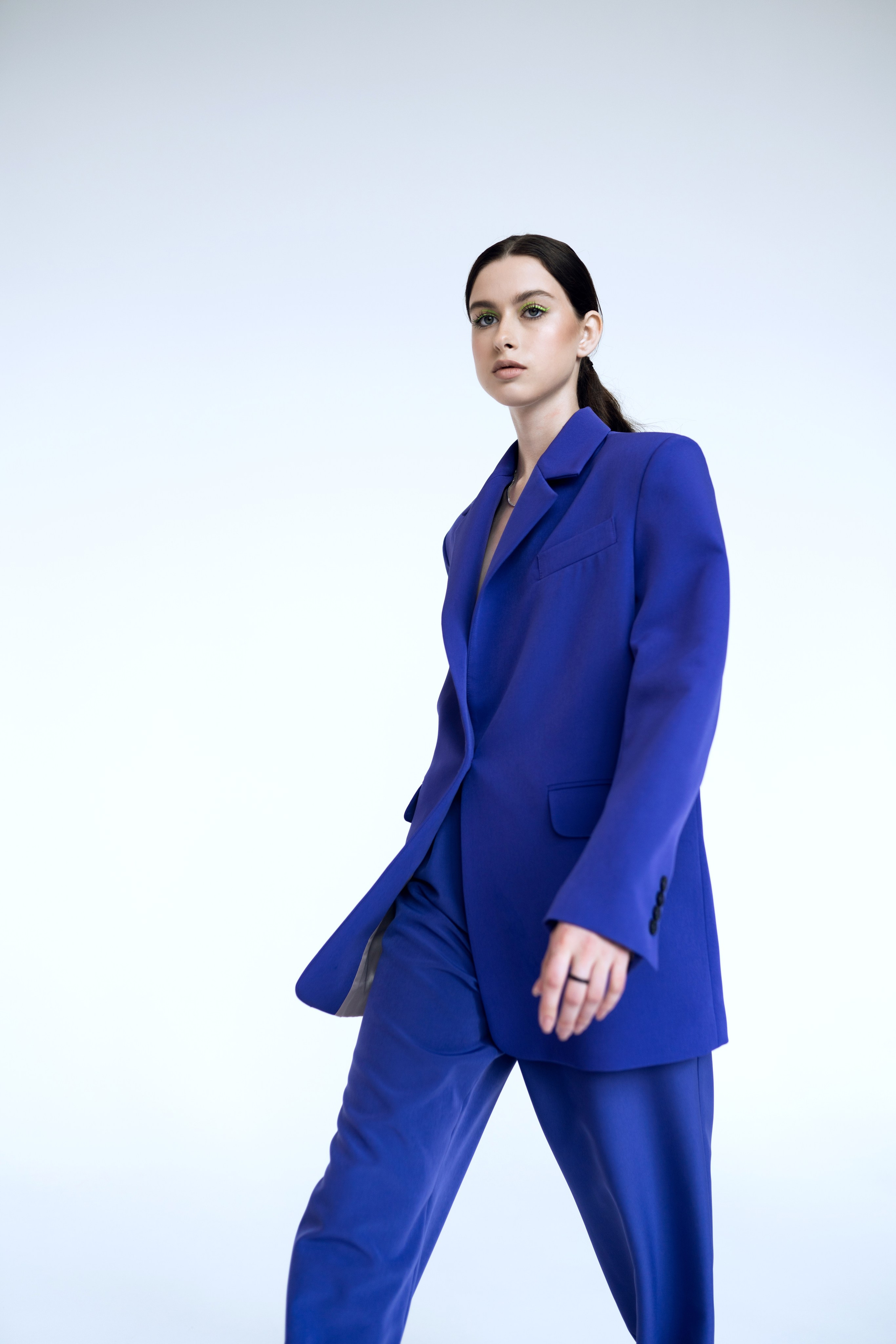 Диана, 42-44 р-р, 171. KED Production — продакшн из СПб. Создаём фото, видео и контент, который помогает брендам и селлерам продавать больше