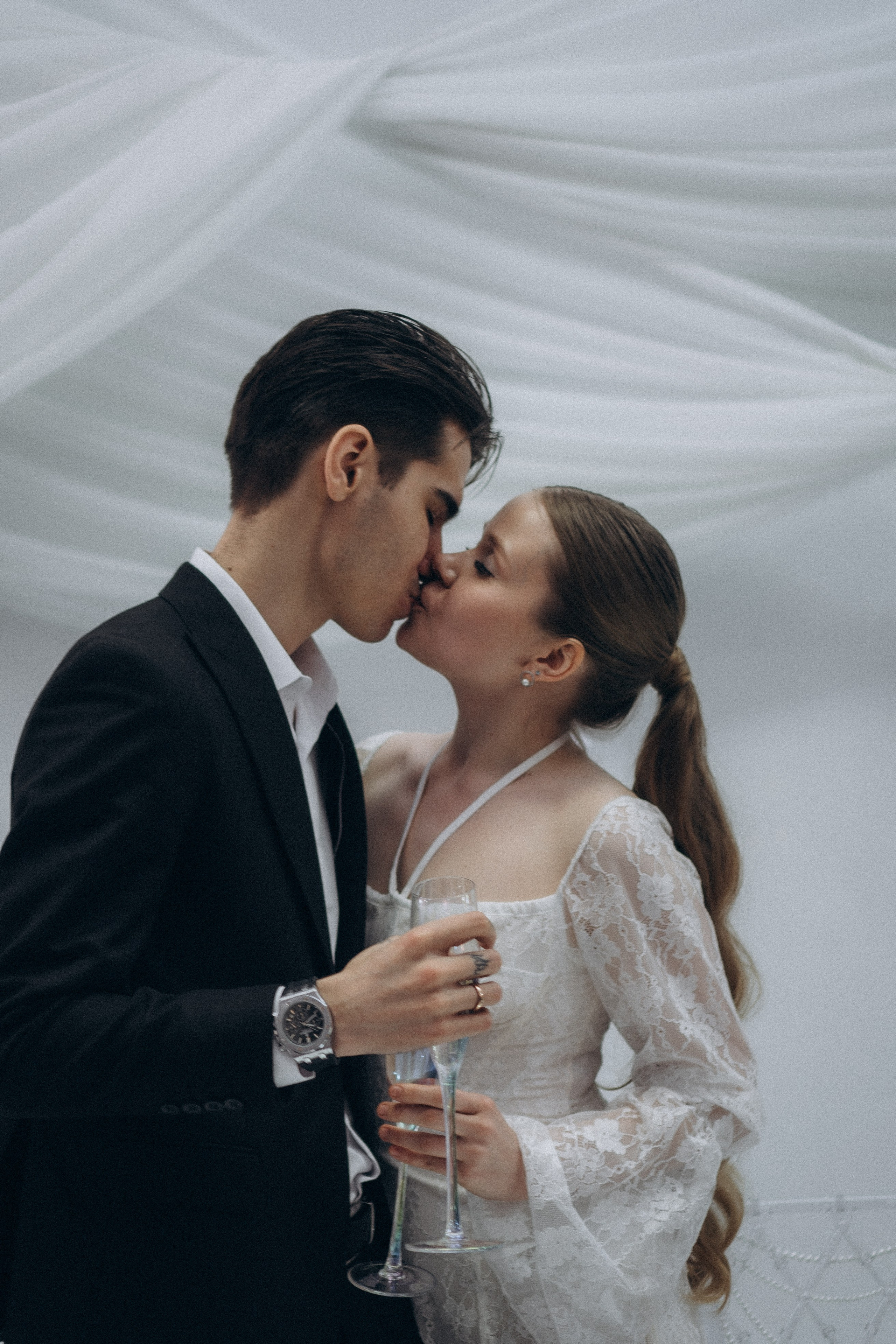 СВАДЕБНАЯ СЬЕМКА СБОРОВ В ОТЕЛЕ И ВЫЕЗД НА ЦЕРЕМОНИЮ (СНЯТО В СИБИРЕ В НИЖНЕВАРТОВСКЕ). Профессиональный фотограф, Санкт-Петербург — Виктория Богомолова