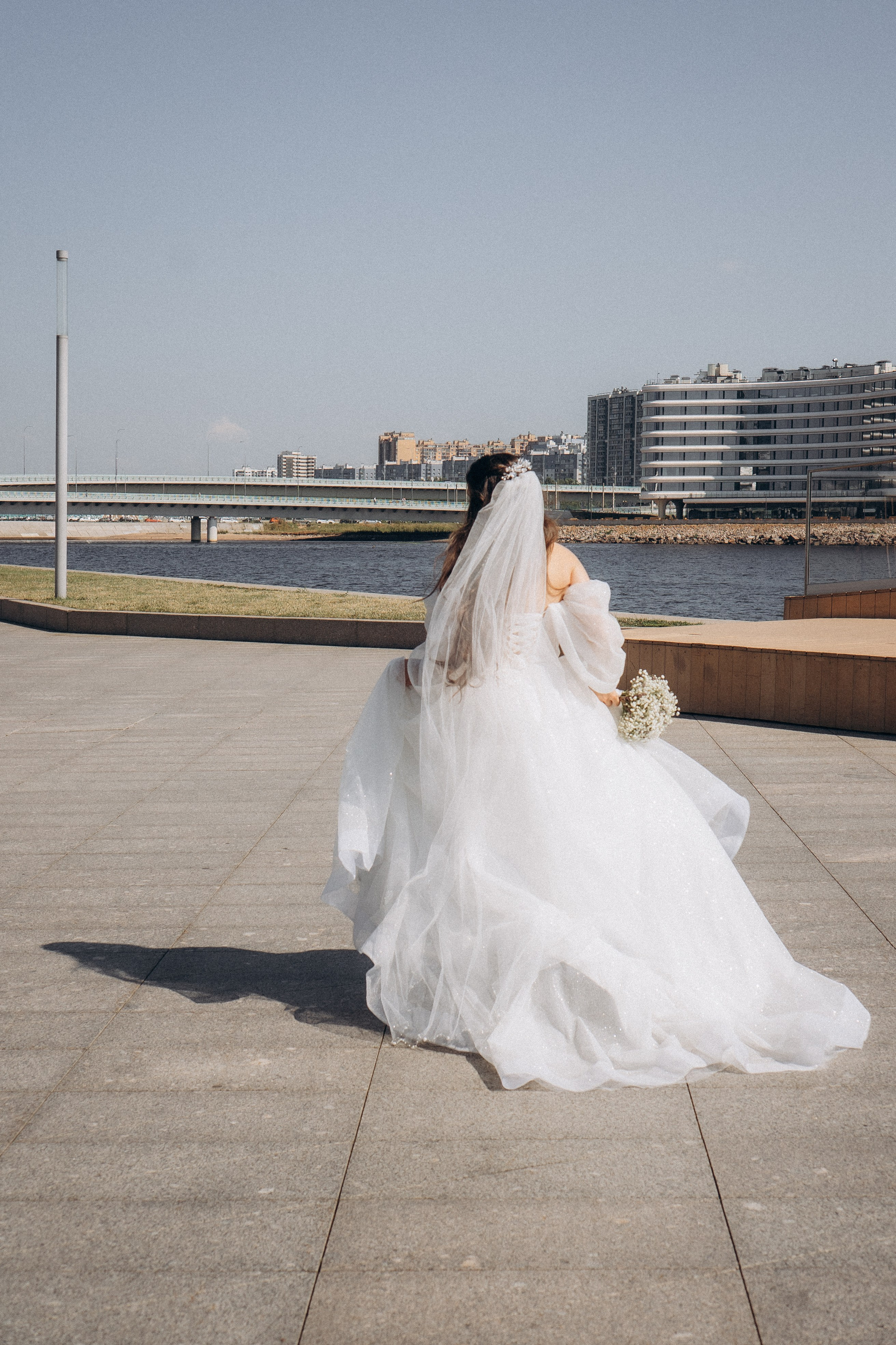 СВАДЕБНАЯ СЬЕМК В ПАРКЕ 300-ЛЕТИЯ. Профессиональный фотограф, Санкт-Петербург — Виктория Богомолова