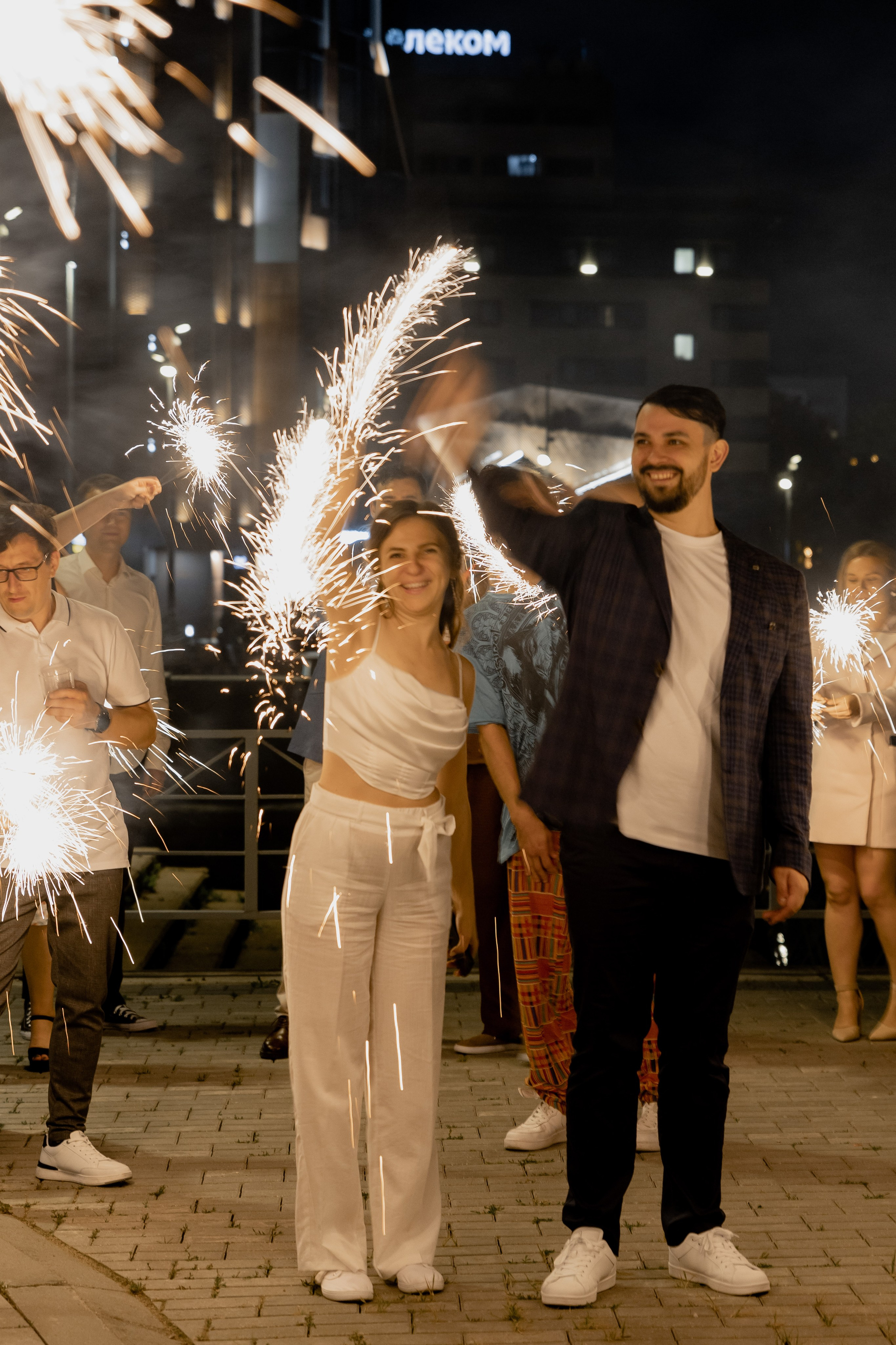 Бенгальские огни. Свадебный фотограф Калининград