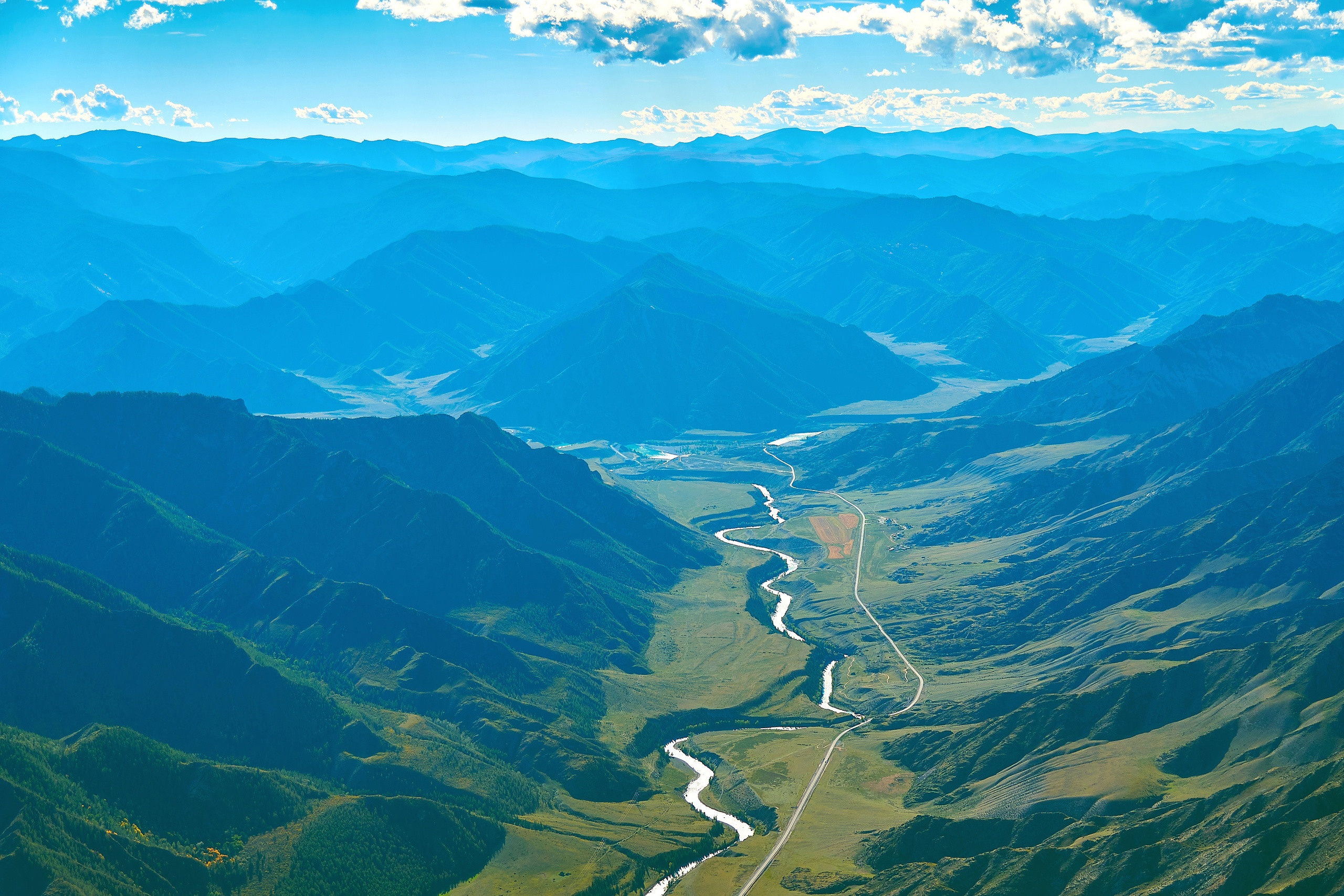 Пейзажный фотограф в Горном Алтае: съёмки природы и гор. Фотограф Опыт Качество Скорость Горный Алтай Барнаул