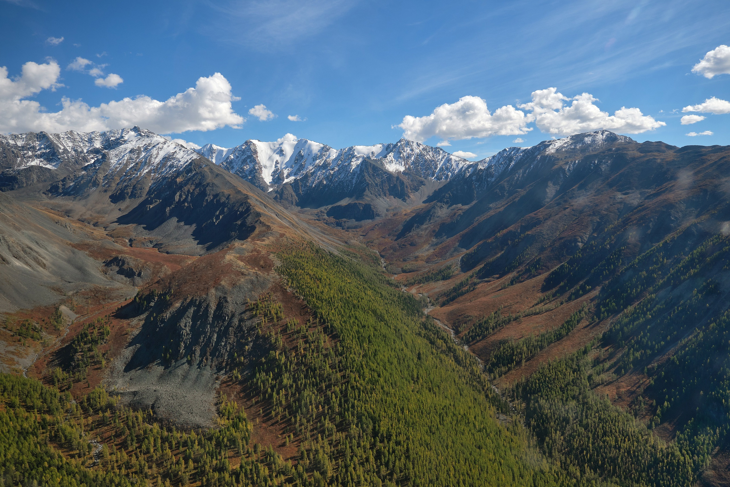 Пейзажный фотограф в Горном Алтае: съёмки природы и гор. Фотограф Опыт Качество Скорость Горный Алтай Барнаул