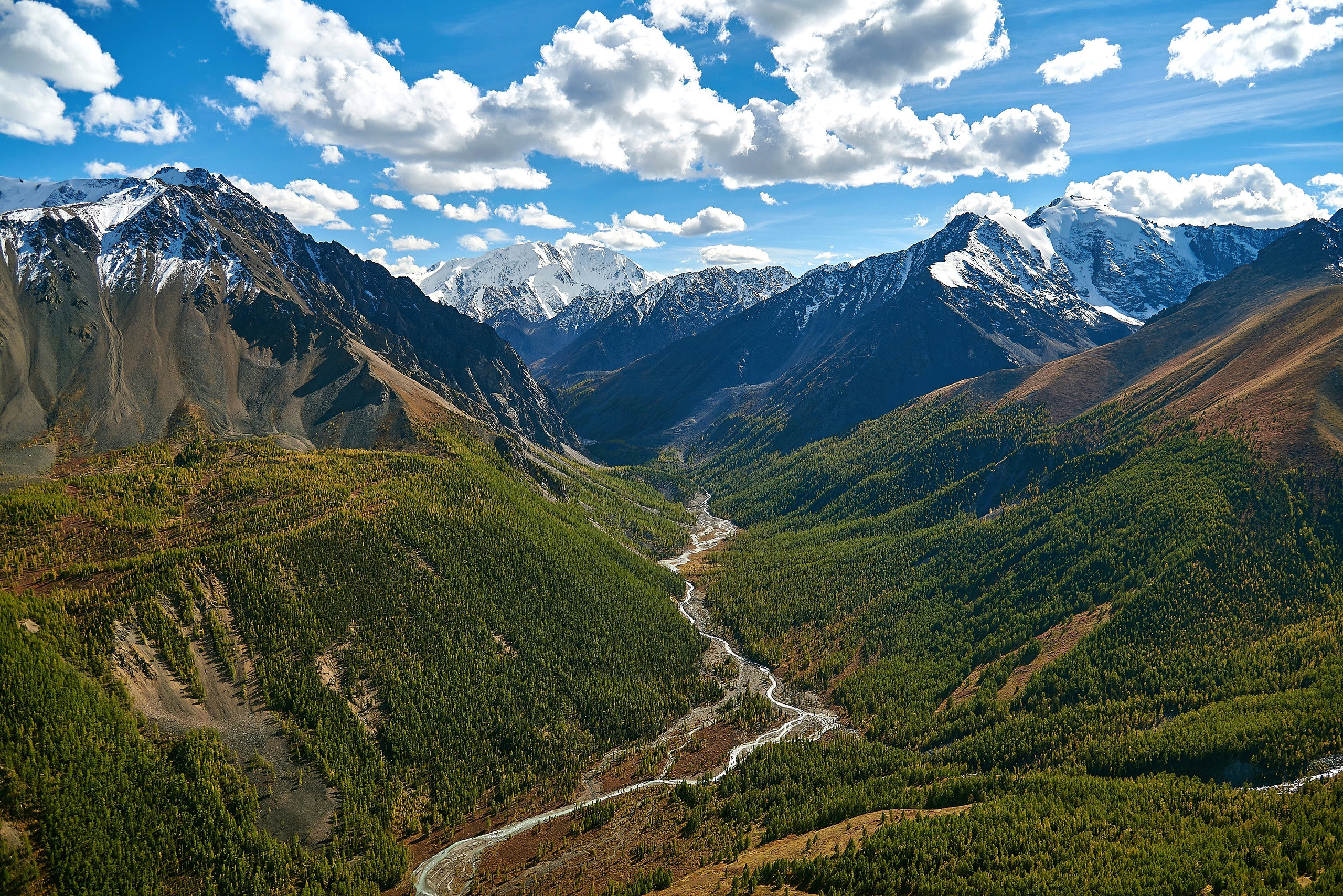 Пейзажный фотограф в Горном Алтае: съёмки природы и гор. Фотограф Опыт Качество Скорость Горный Алтай Барнаул
