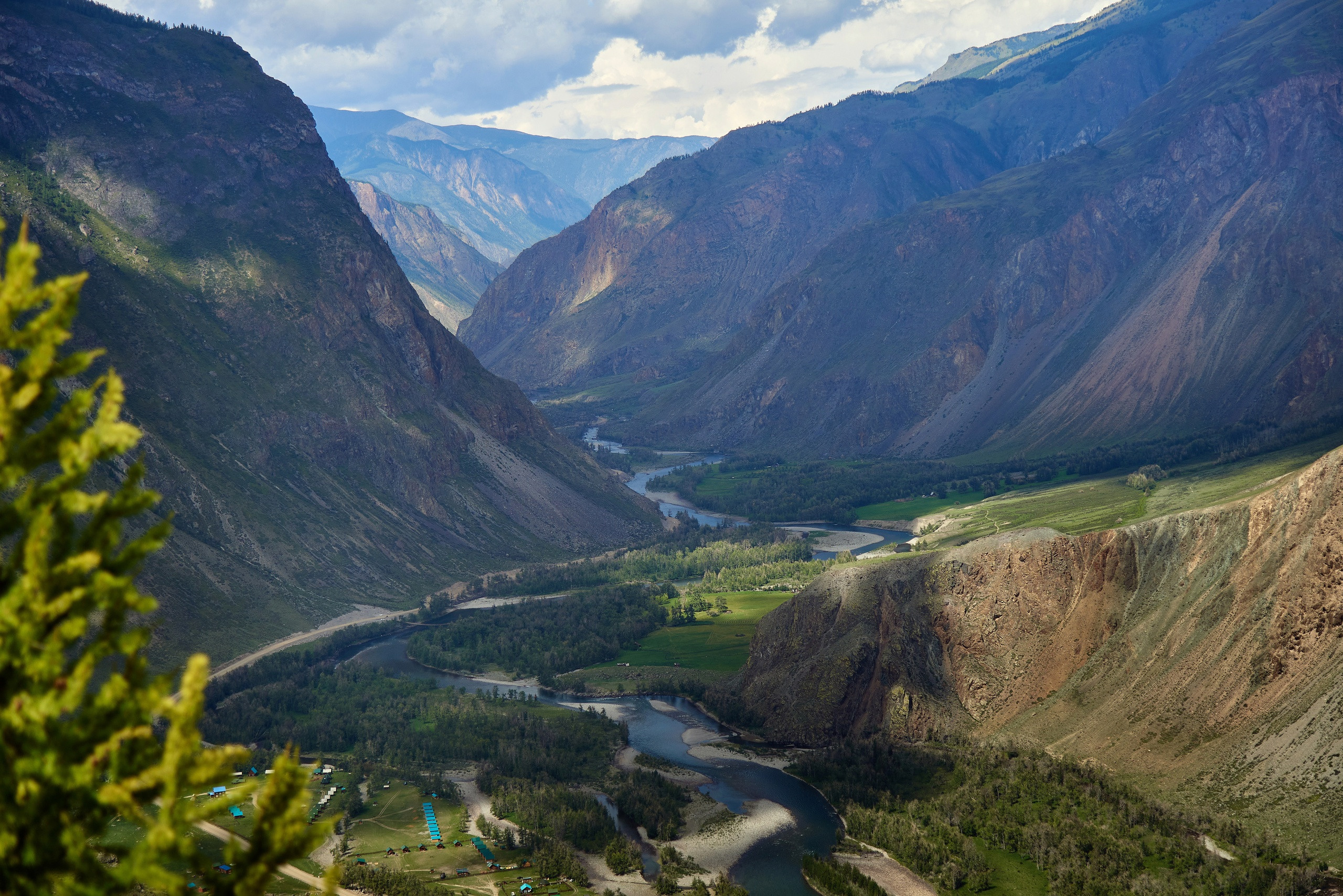 Пейзажный фотограф в Горном Алтае: съёмки природы и гор. Фотограф Опыт Качество Скорость Горный Алтай Барнаул