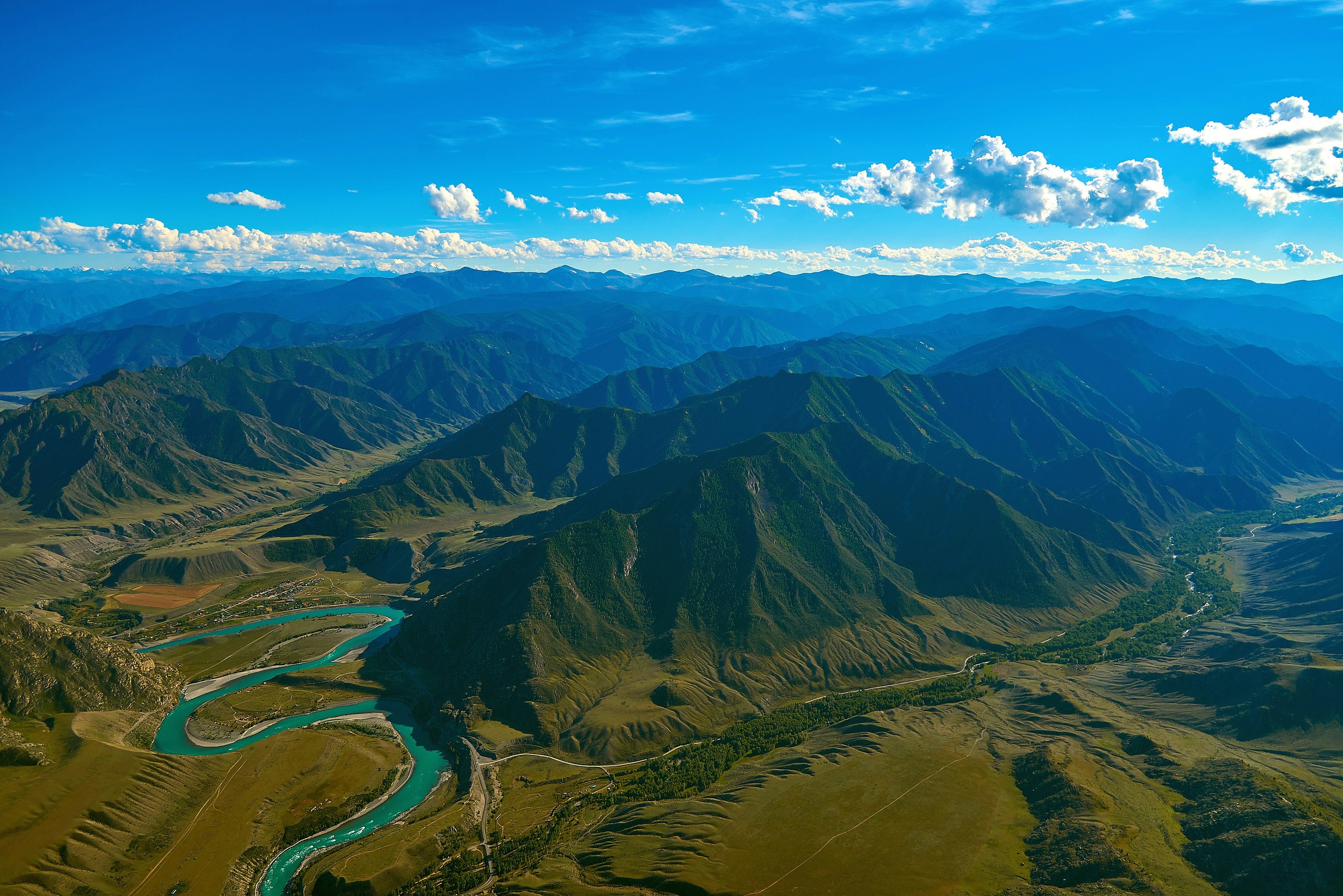 Пейзажный фотограф в Горном Алтае: съёмки природы и гор. Фотограф Опыт Качество Скорость Горный Алтай Барнаул