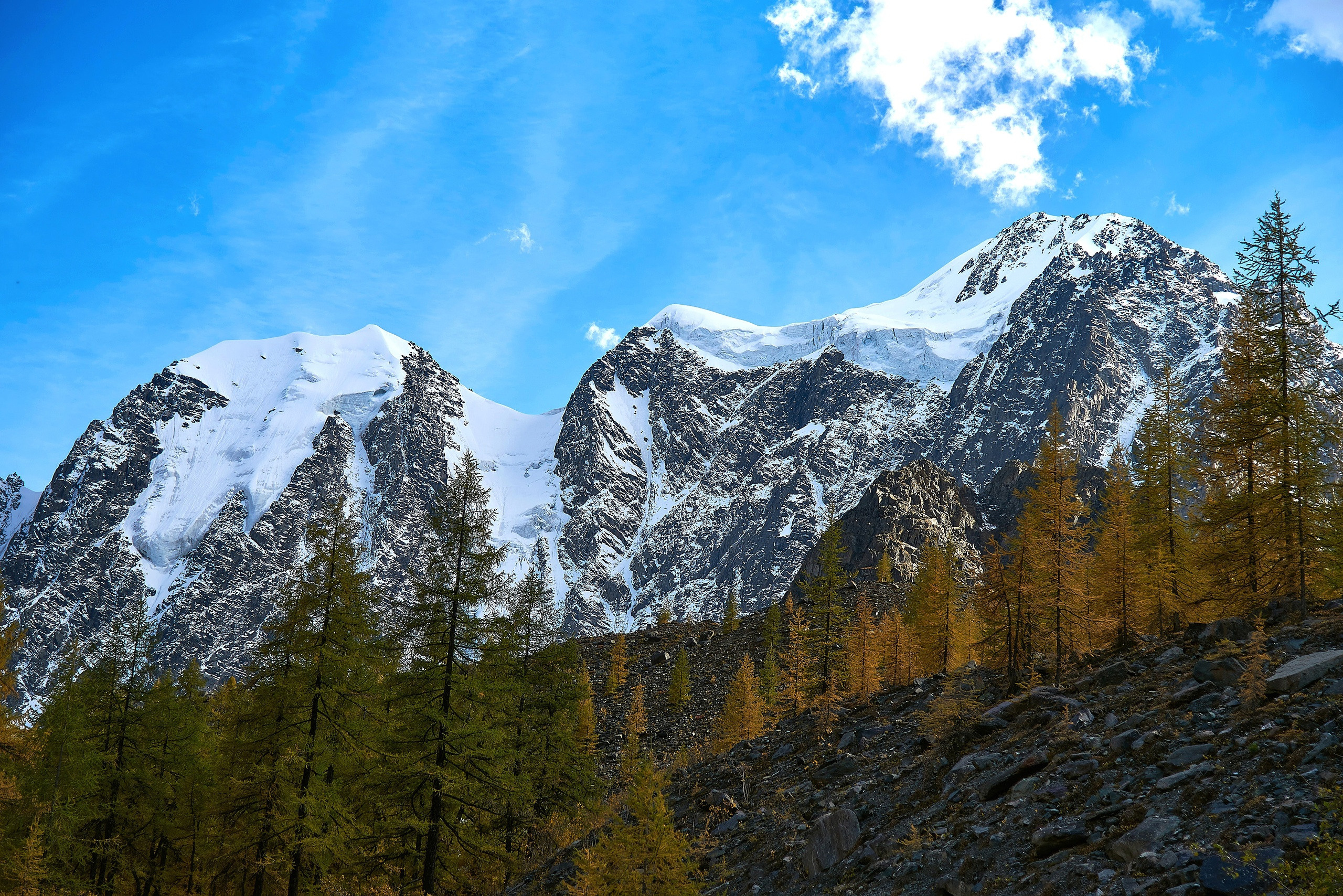 Пейзажный фотограф в Горном Алтае: съёмки природы и гор. Фотограф Опыт Качество Скорость Горный Алтай Барнаул