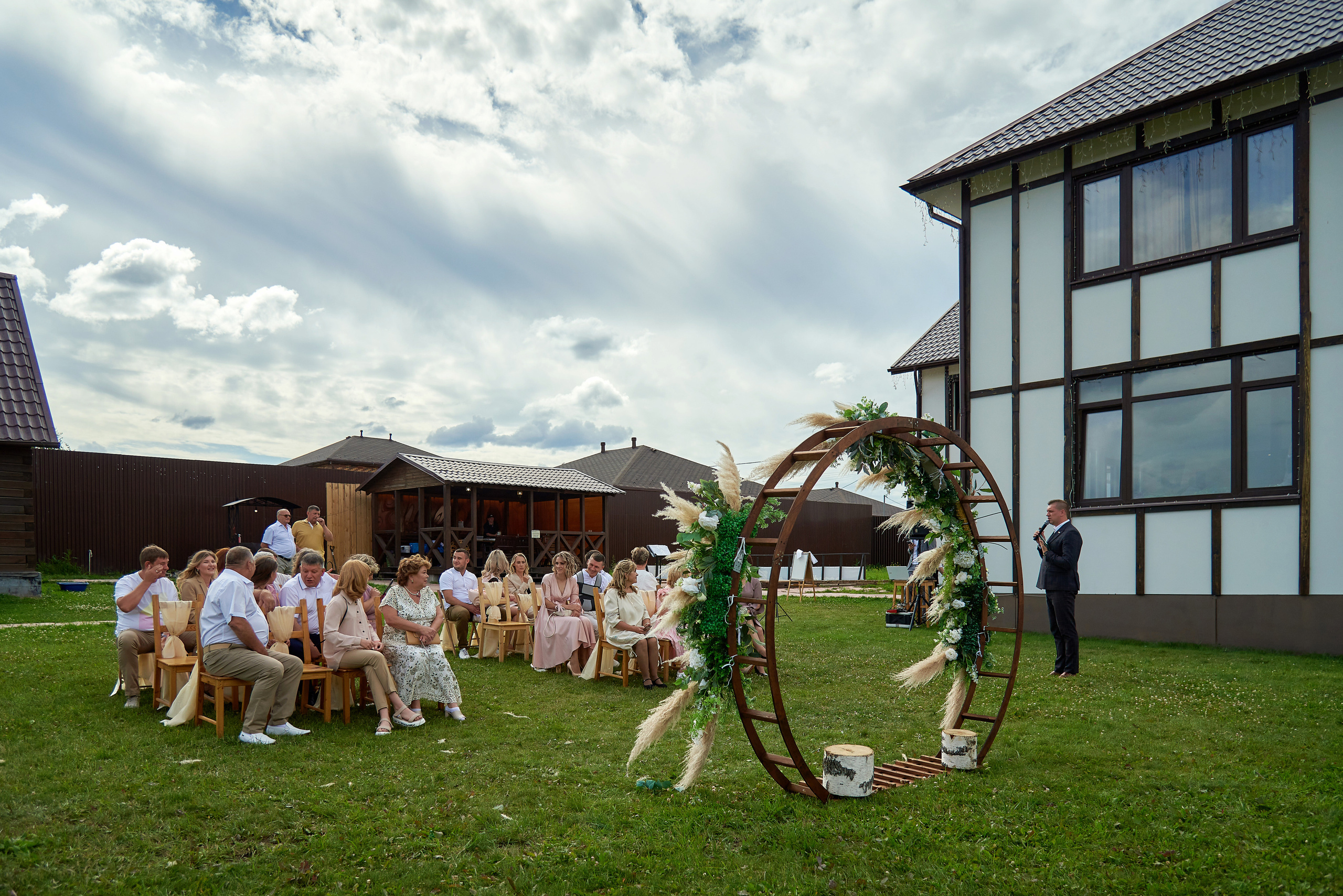 Михаил и Ксения (утро невесты). Фотограф Опыт Качество Скорость Горный Алтай Барнаул