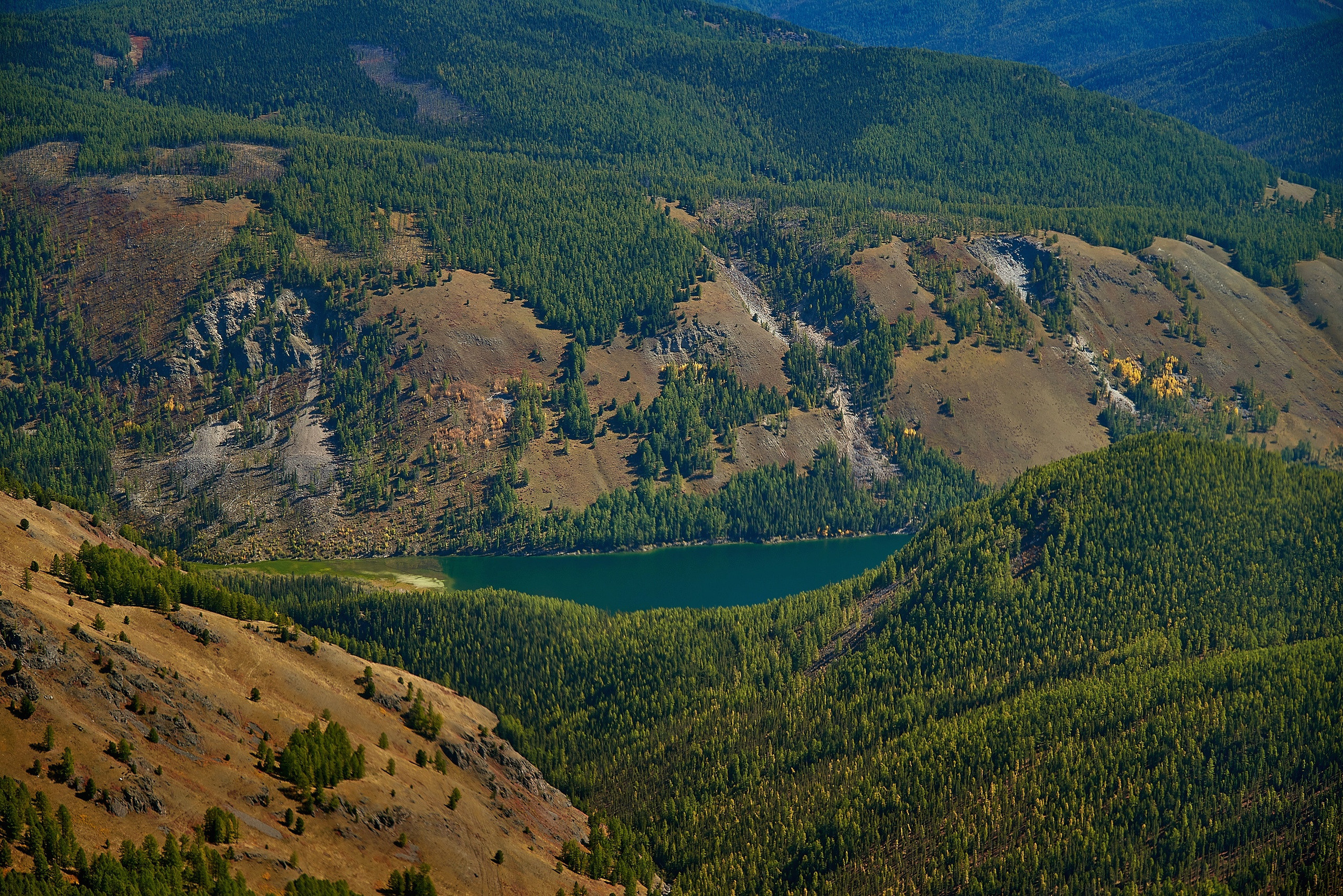 Пейзажный фотограф в Горном Алтае: съёмки природы и гор. Фотограф Опыт Качество Скорость Горный Алтай Барнаул