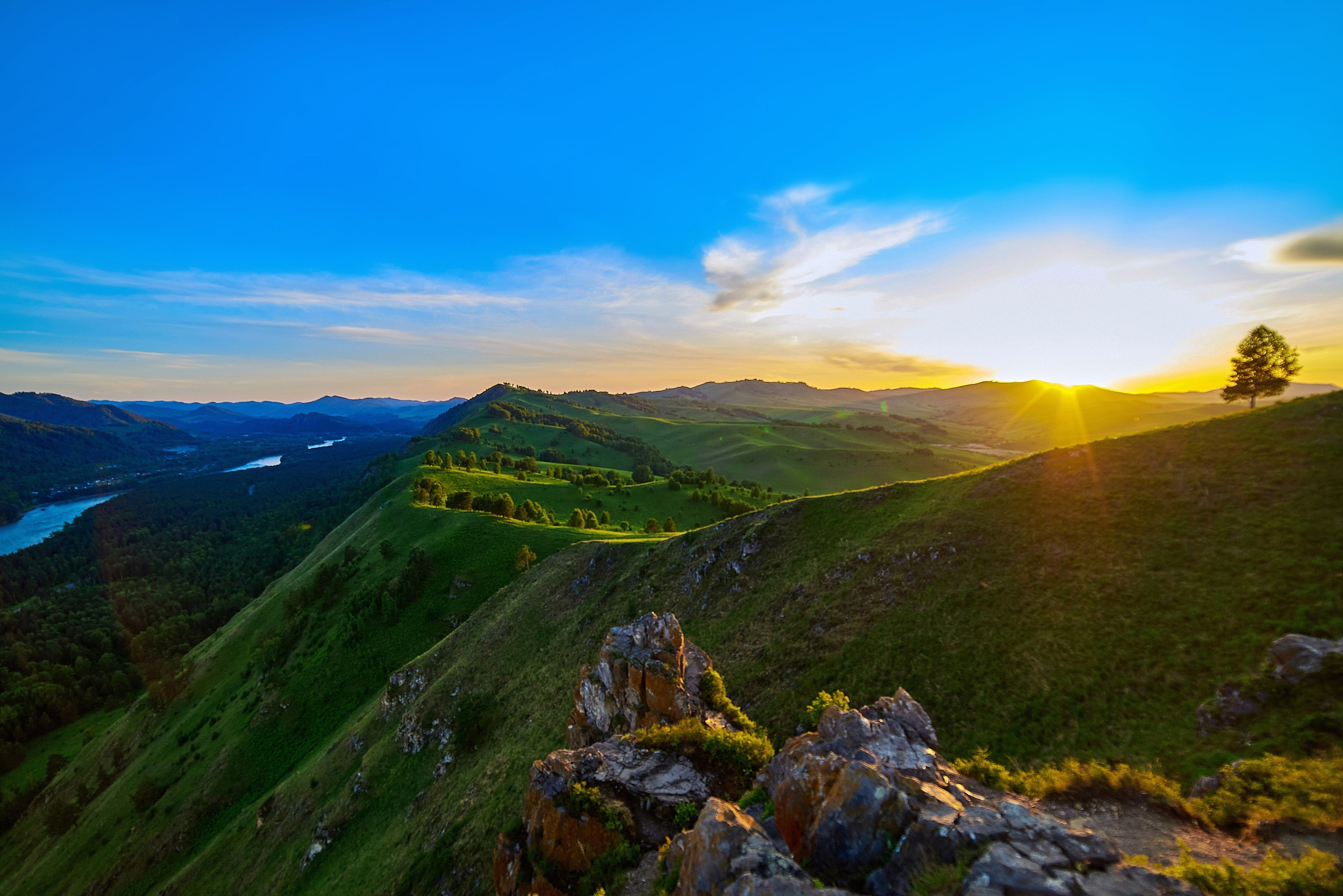 Пейзажный фотограф в Горном Алтае: съёмки природы и гор. Фотограф Опыт Качество Скорость Горный Алтай Барнаул