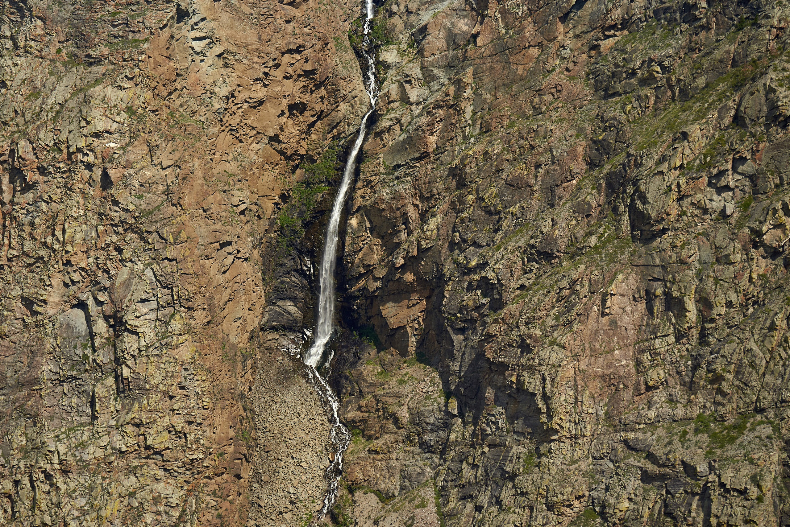 Пейзажный фотограф в Горном Алтае: съёмки природы и гор. Фотограф Опыт Качество Скорость Горный Алтай Барнаул