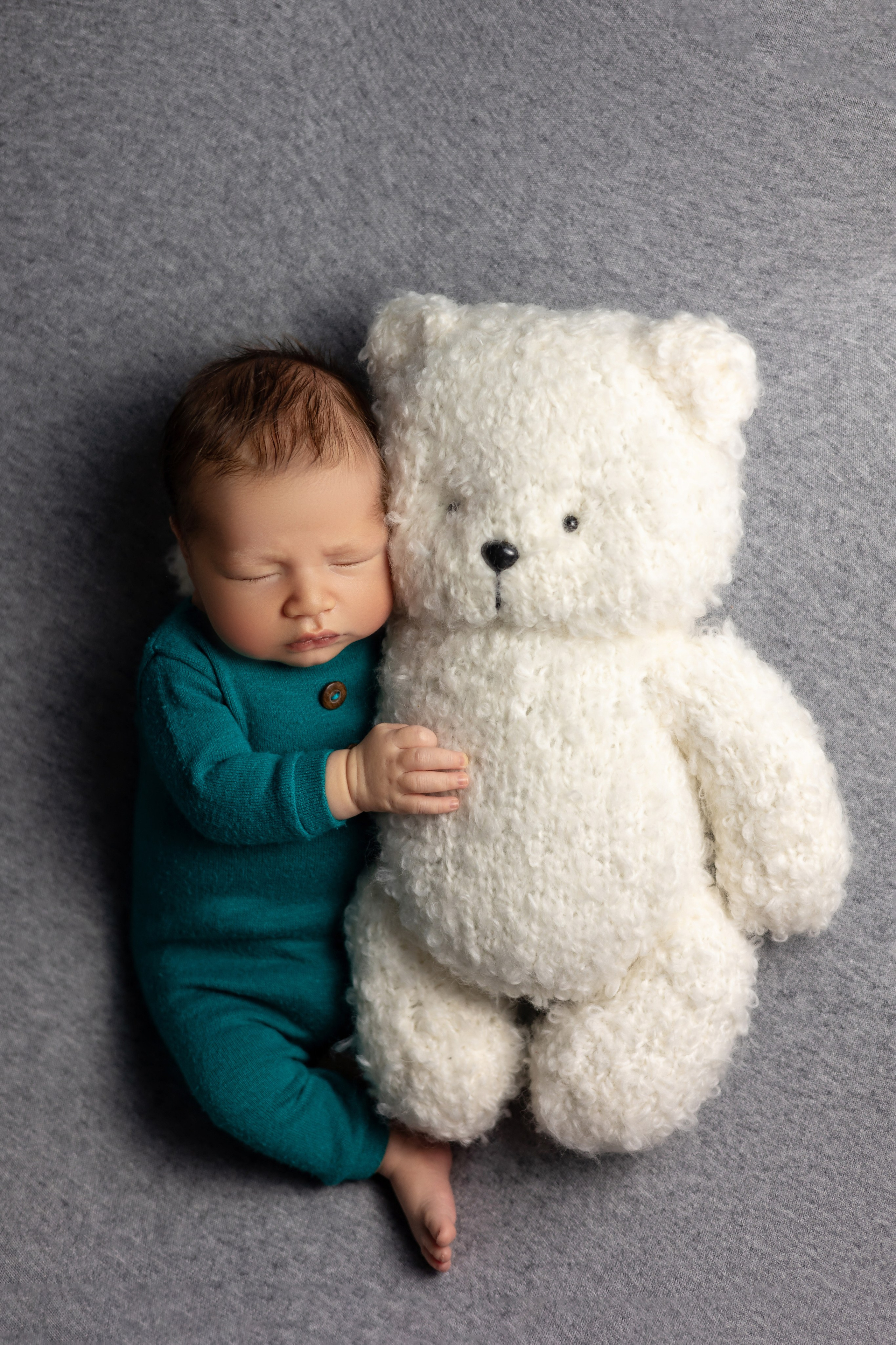 Новорождённые. Фотограф новорождённых г. Салехард