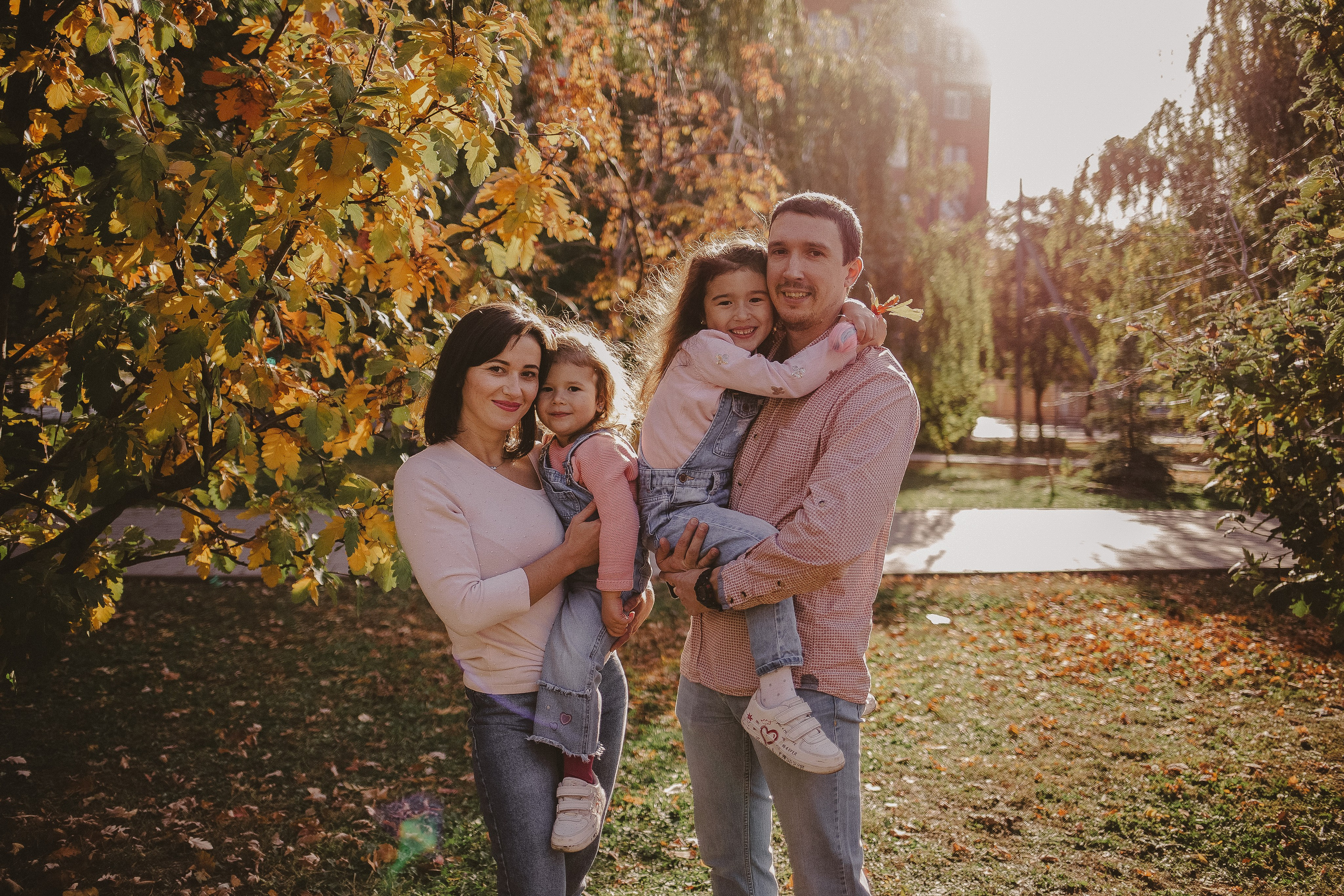 Зарина, Олег и дочки. Семейный фотограф в Самаре