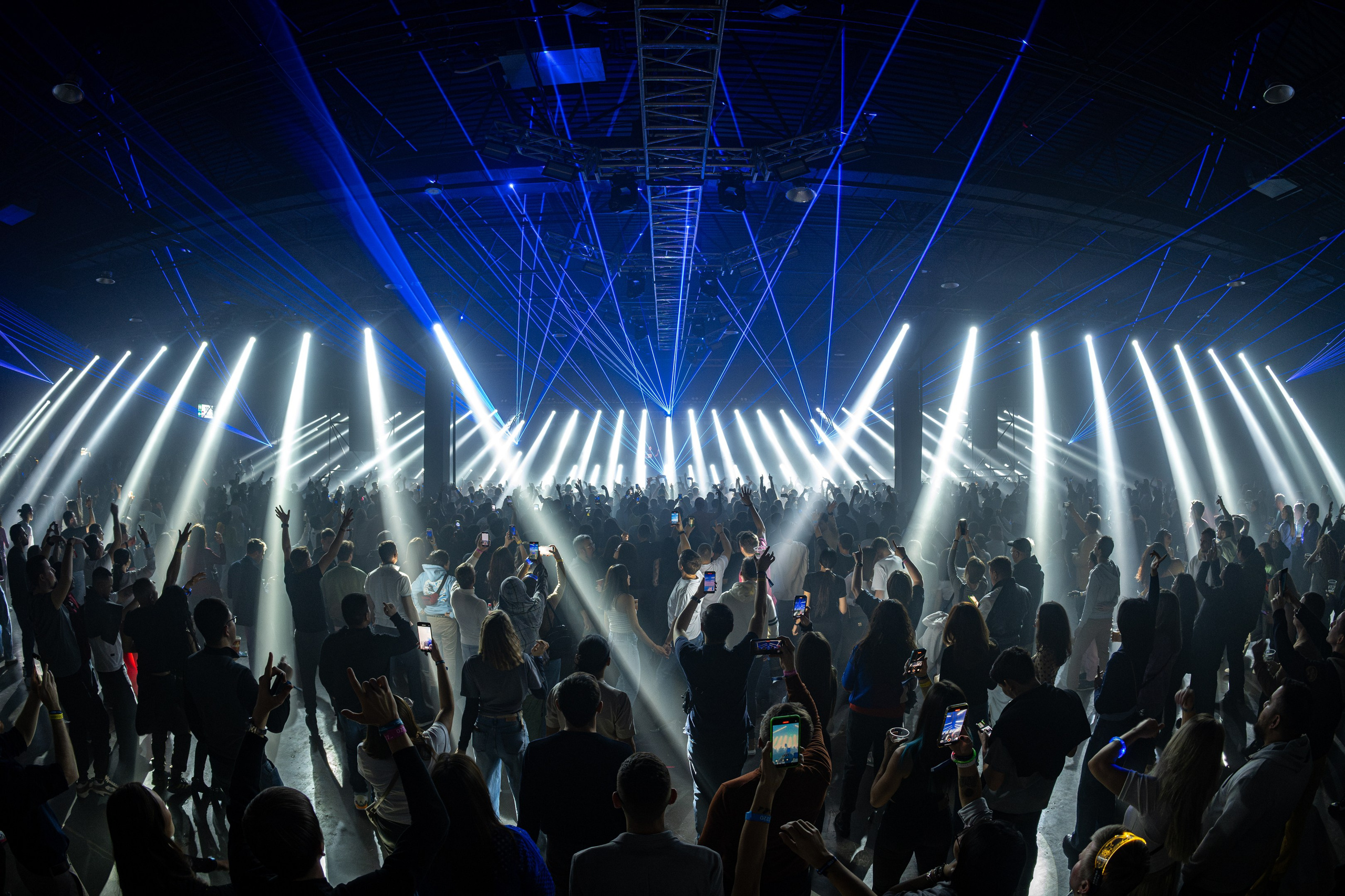 PAUL VAN DYK / 2024. OOPS