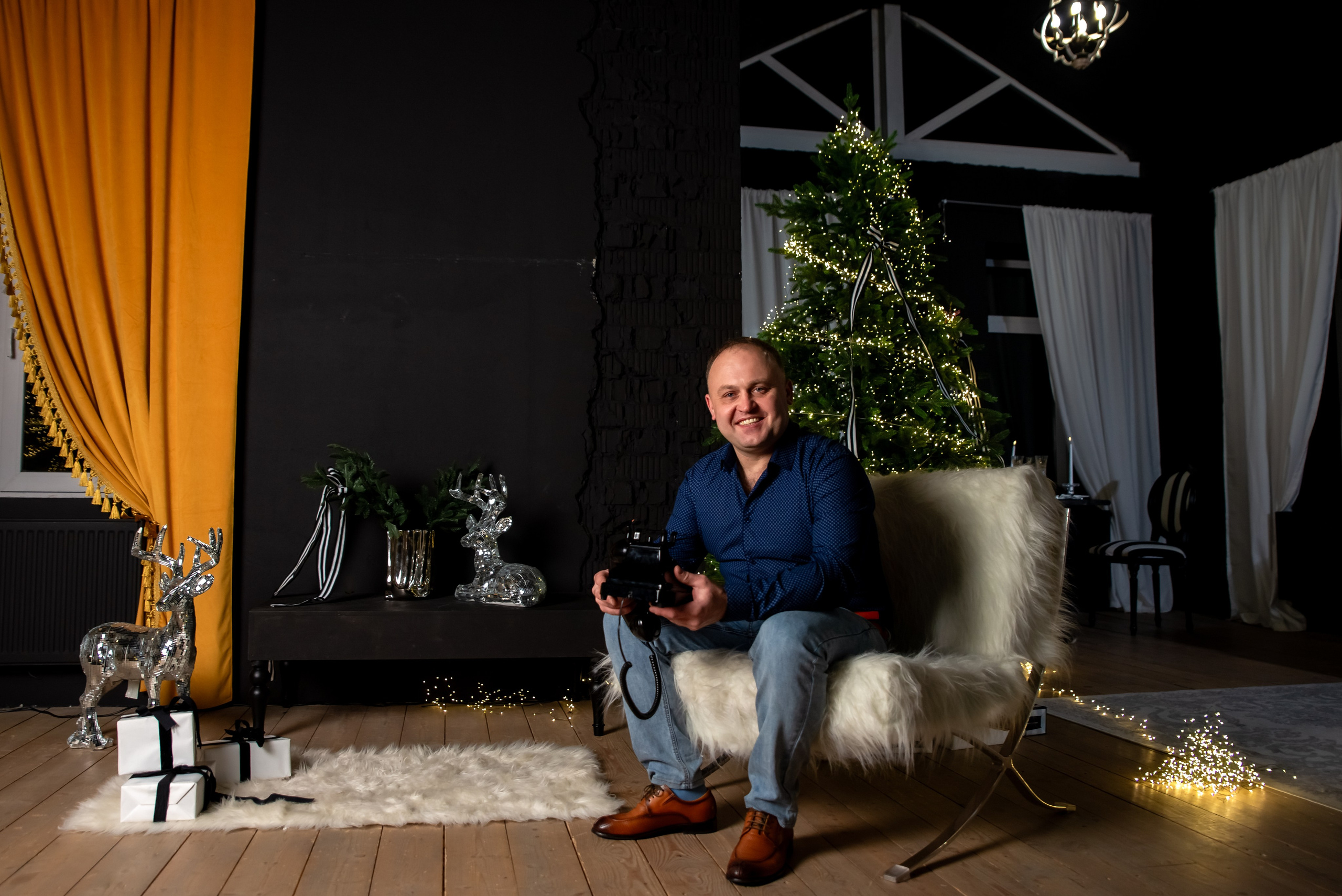 Новогодняя студийная. Фотограф Крещение Венчание Москва