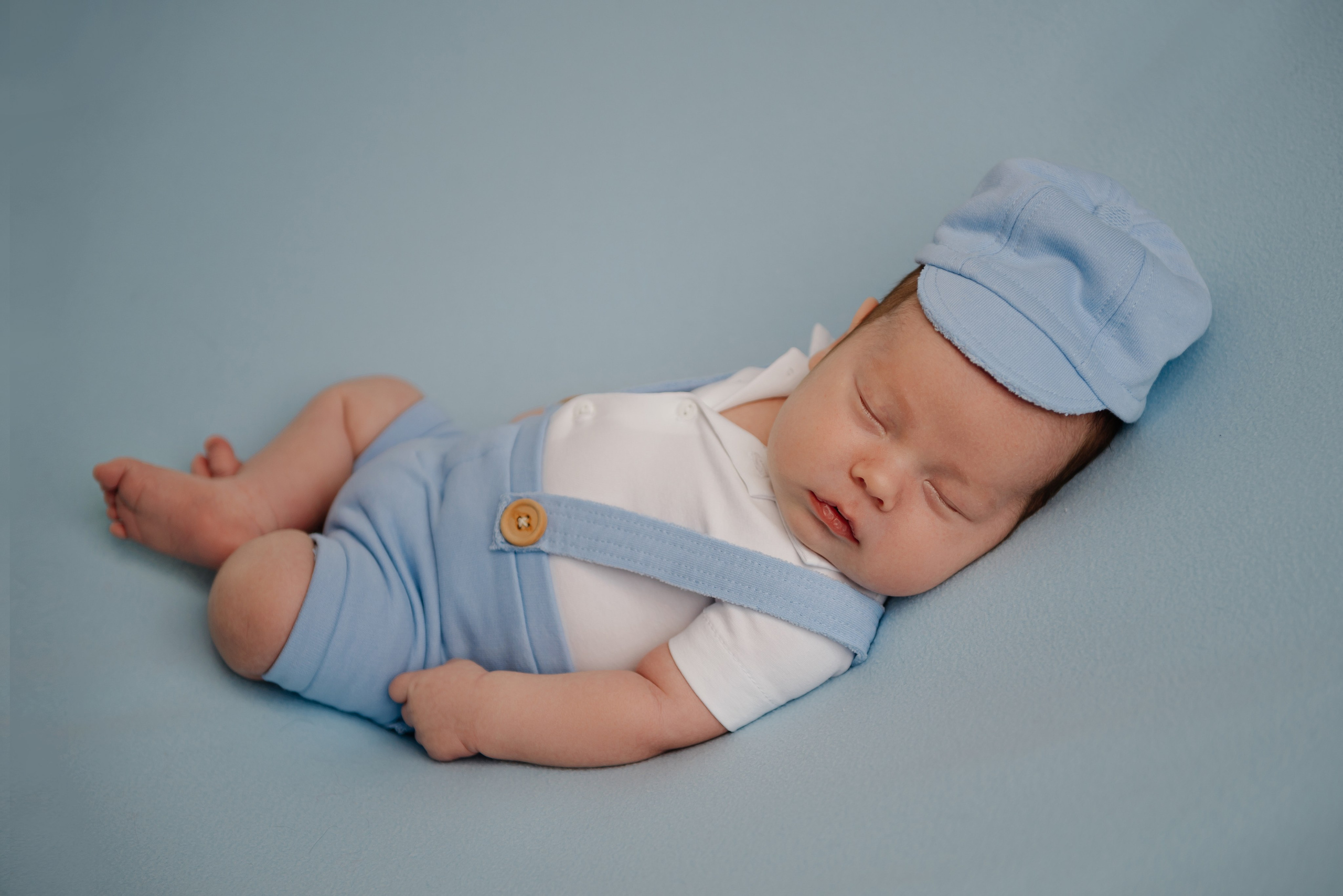 Съемка новорождённого. Фотограф новорожденных в Ростове-на-Дону