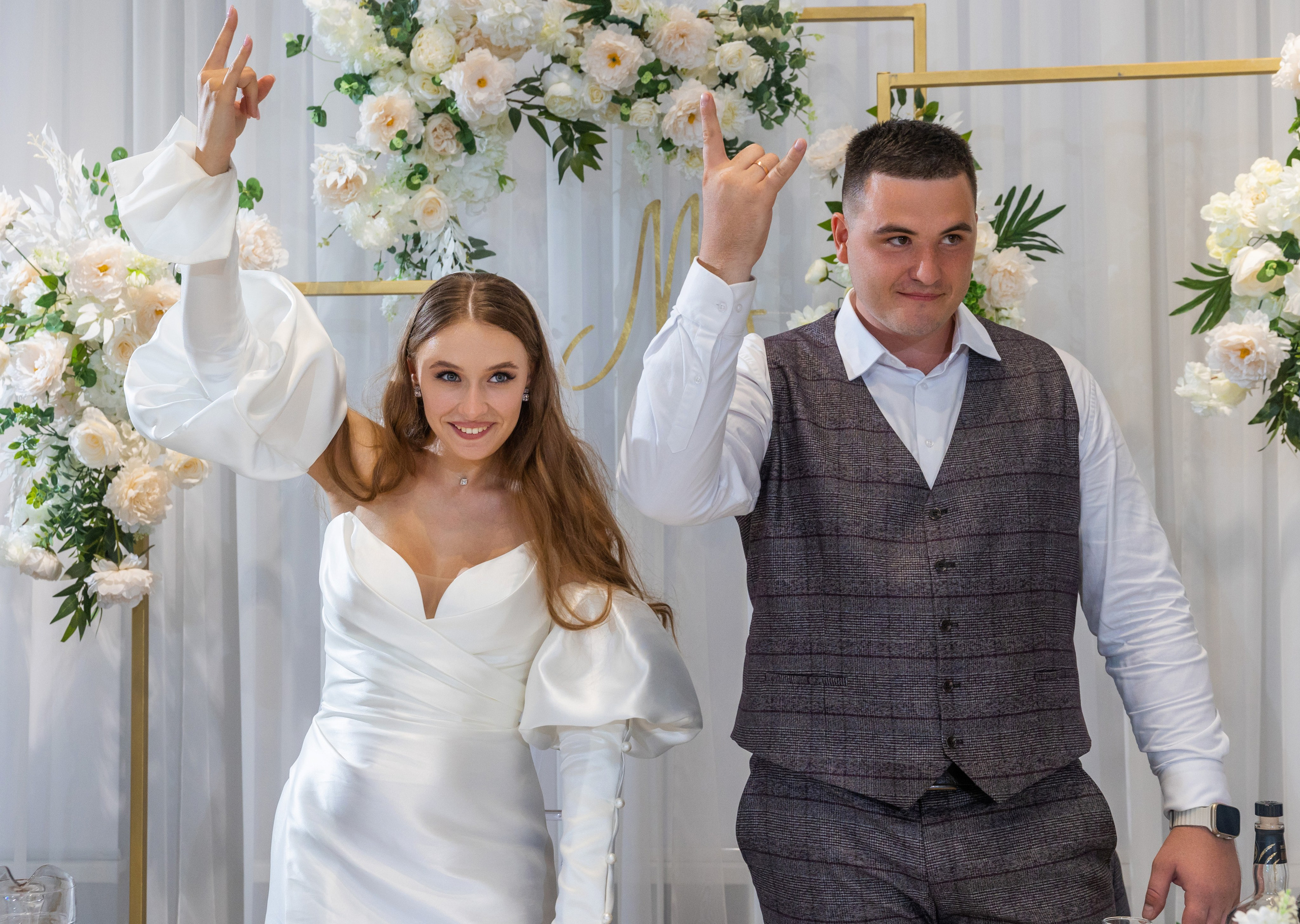 Михаил и Анастасия. Фотограф Петров Александр Свадьбы, Съемка в студии, Выпускные альбомы г. Балашов