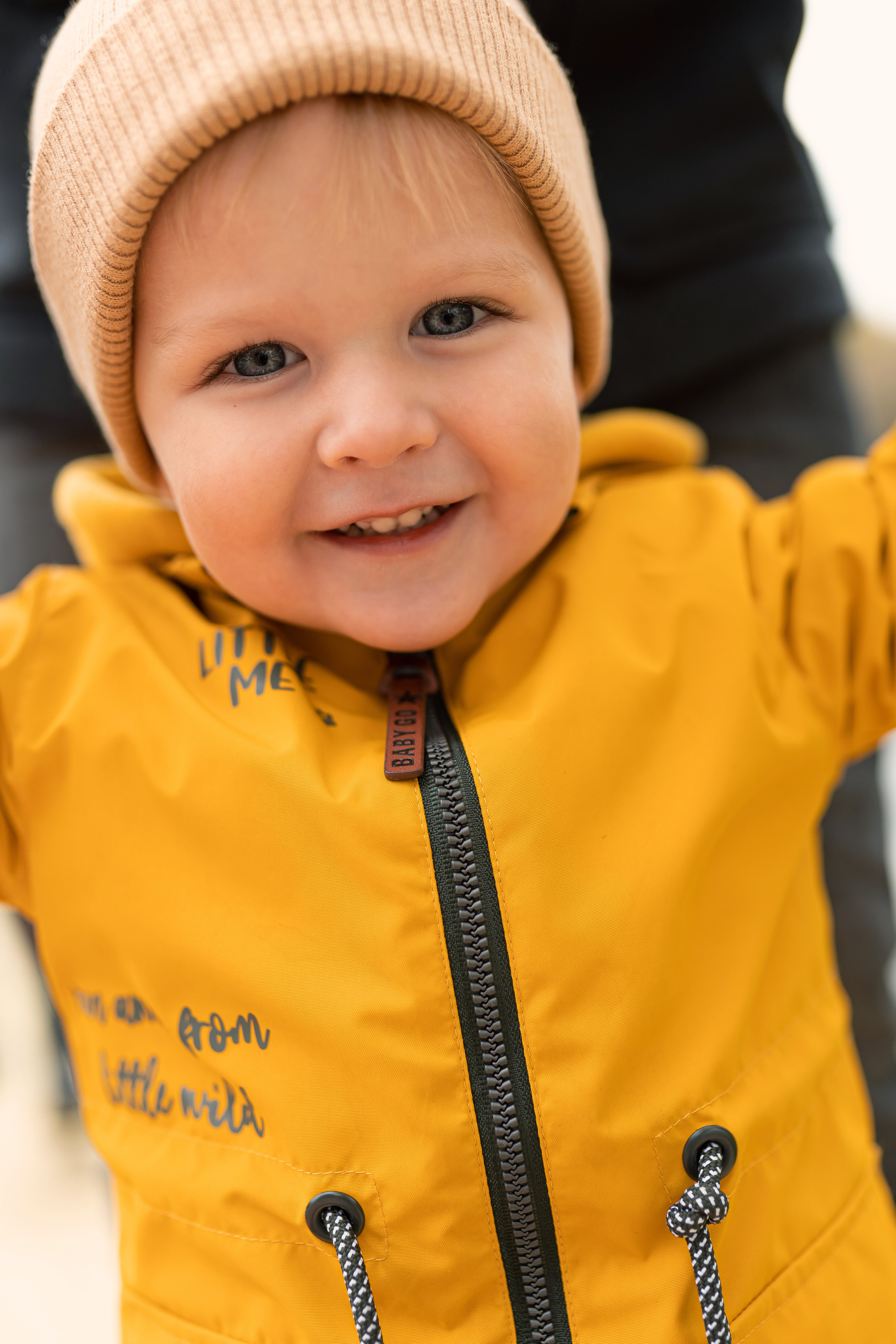 Осенняя прогулка Мишеньке 2 года. Фотограф новорожденных Москва, Домодедово