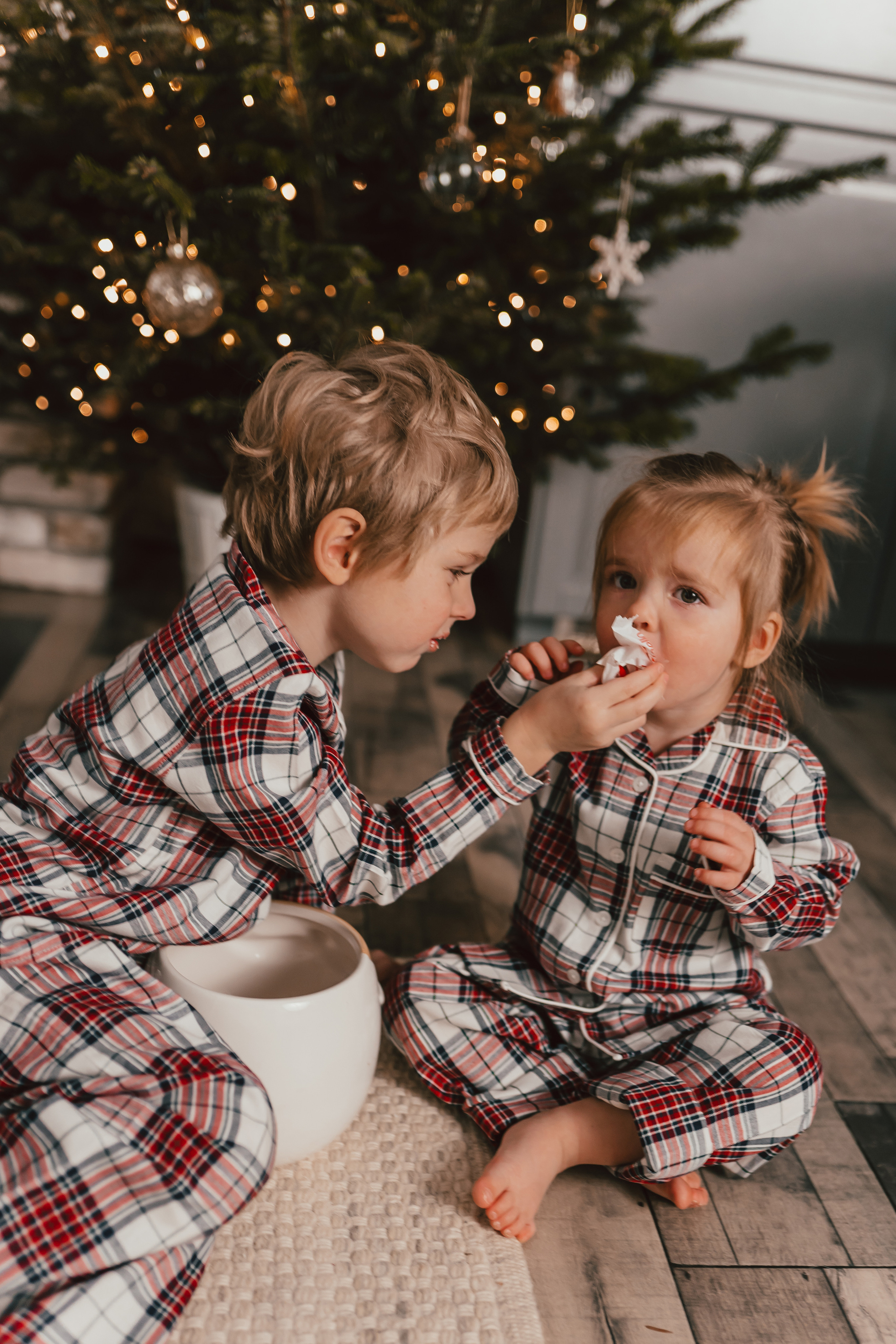 Новый год Аксинья Ваня Даша Никита. Фотограф новорожденных Москва, Домодедово