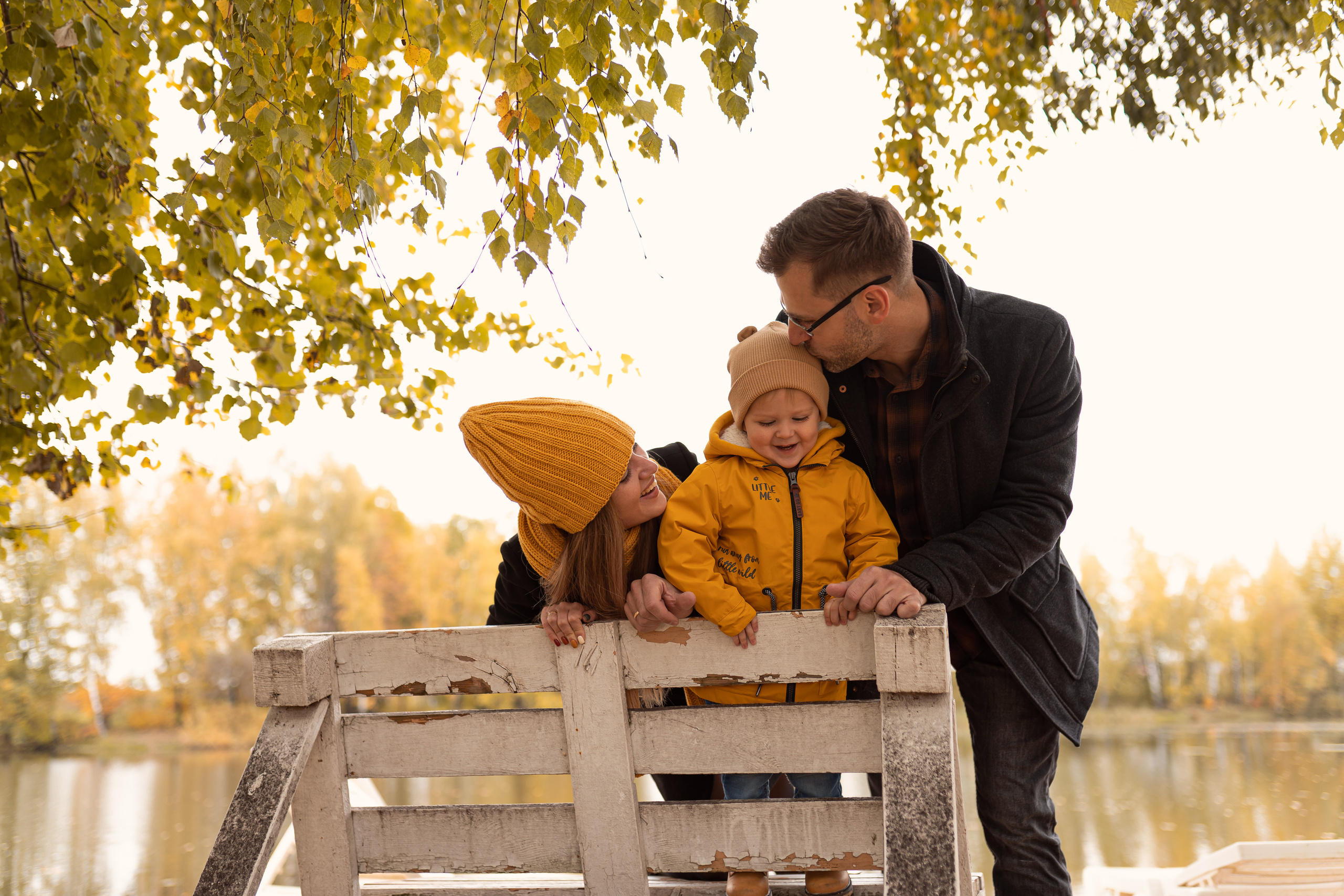 Осенняя прогулка Мишеньке 2 года. Фотограф новорожденных Москва, Домодедово