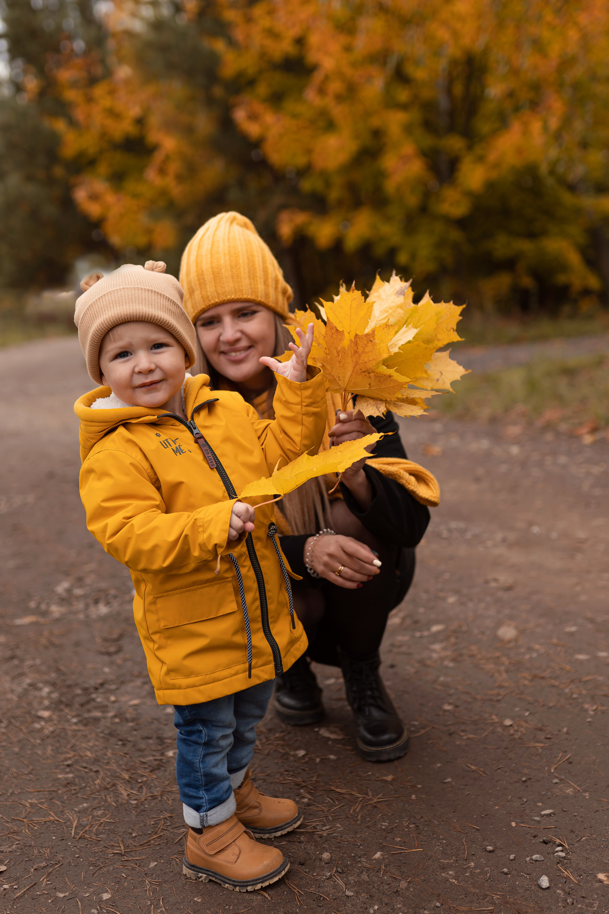 Осенняя прогулка Мишеньке 2 года. Фотограф новорожденных Москва, Домодедово