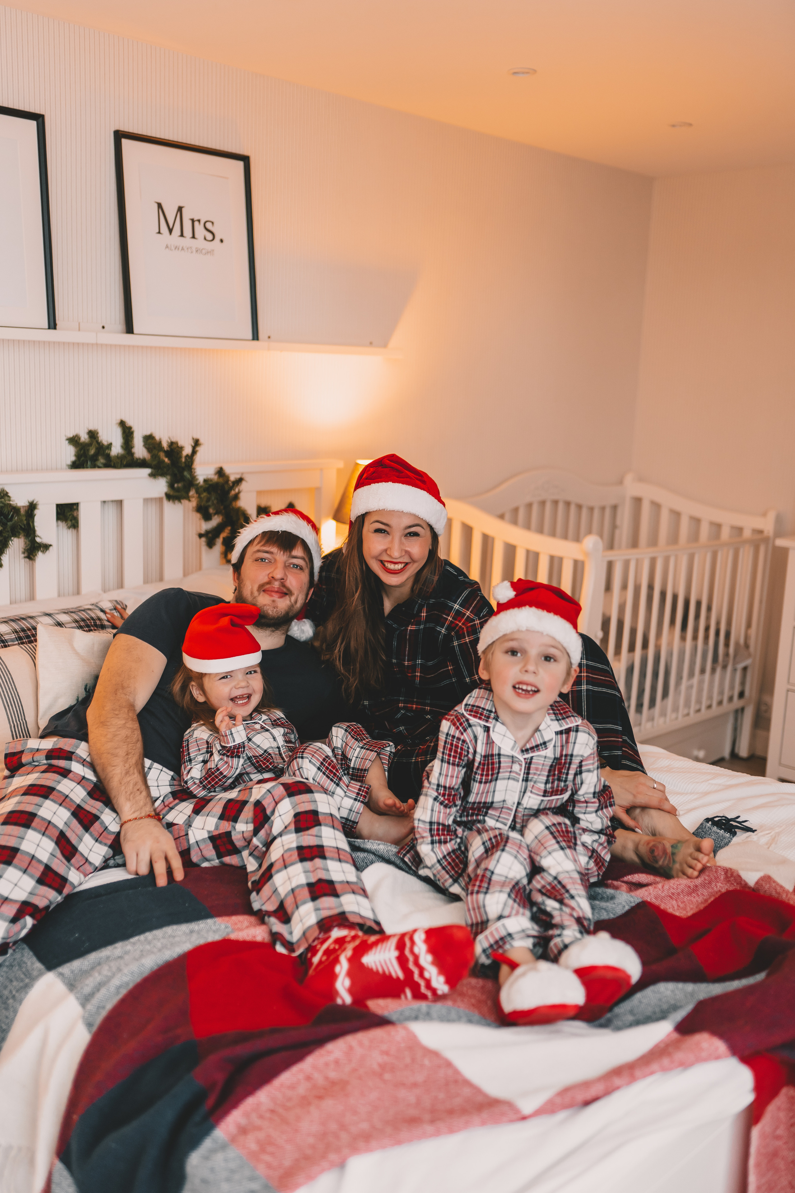 Новый год Аксинья Ваня Даша Никита. Фотограф новорожденных Москва, Домодедово