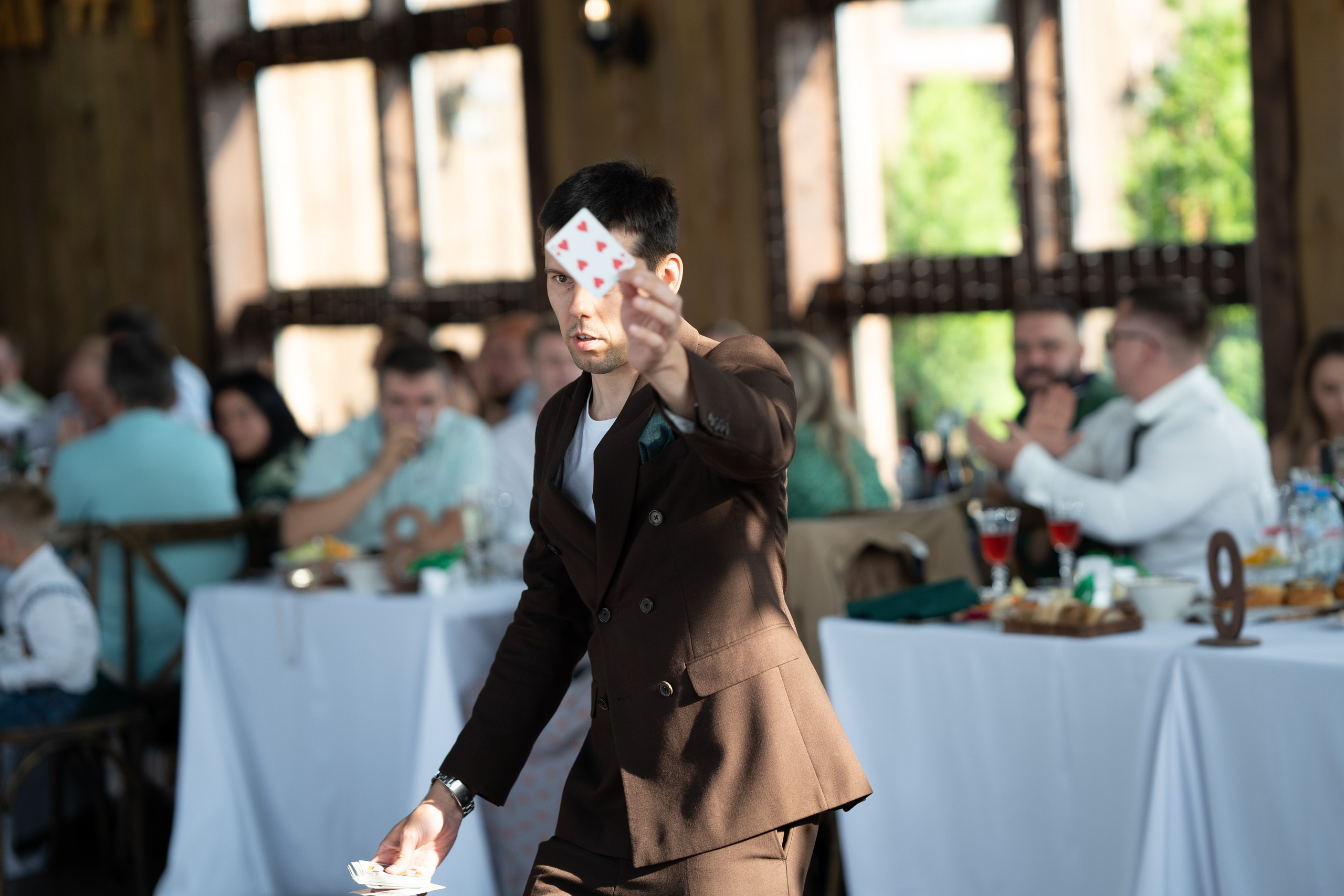 Банкет в ресторане «Амбар № 1» в городе Петергофе. Свадебный фотограф Александр Невский в Санкт-Петербурге