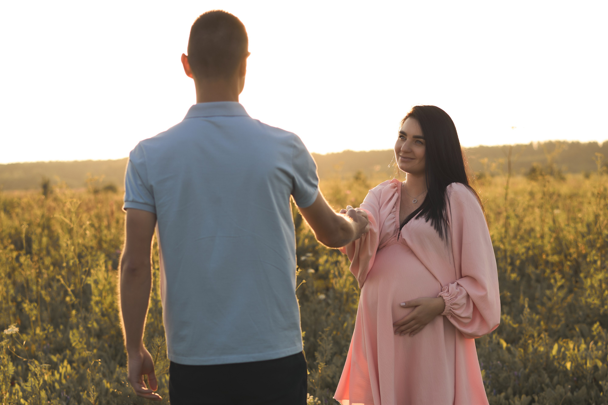 Семейная фотосессия беременность на закате. Фотограф Екатеринбург Кокшарова Александра