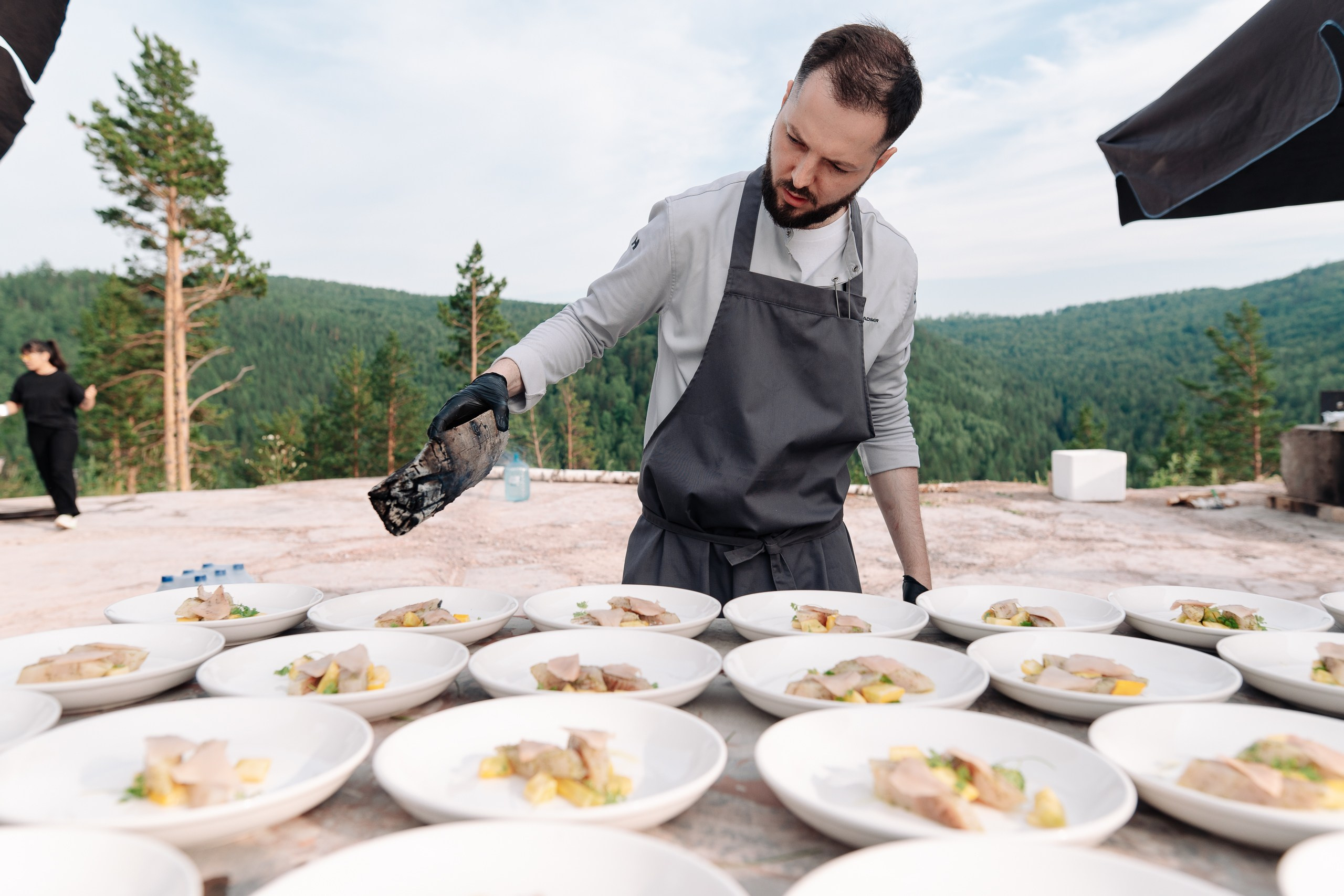 Дикий ужин. Репортажный фотограф Красноярск Алекс Чампакхам