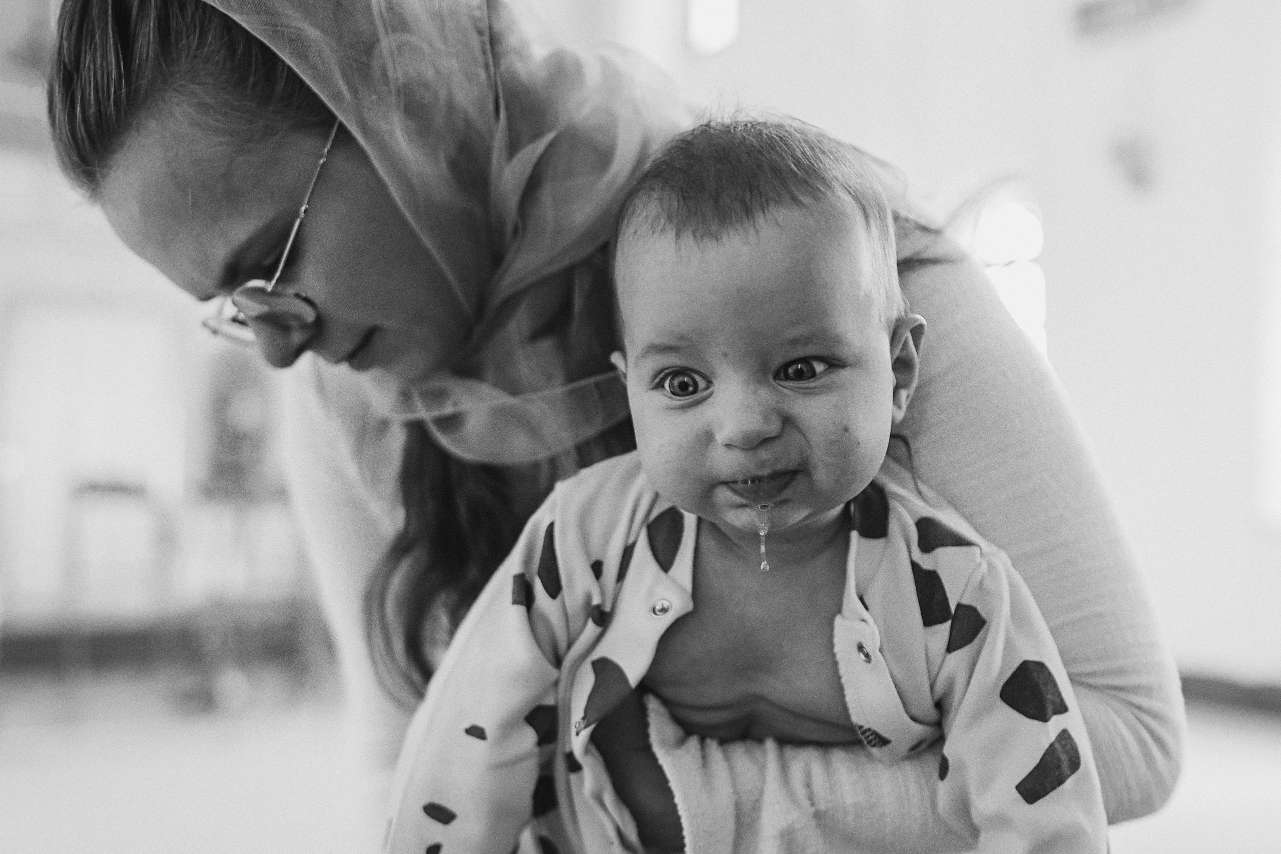 Крещение церковь около моста влюбленных. Семейный фотограф Тюмень, фотограф на роды Салмина Мария