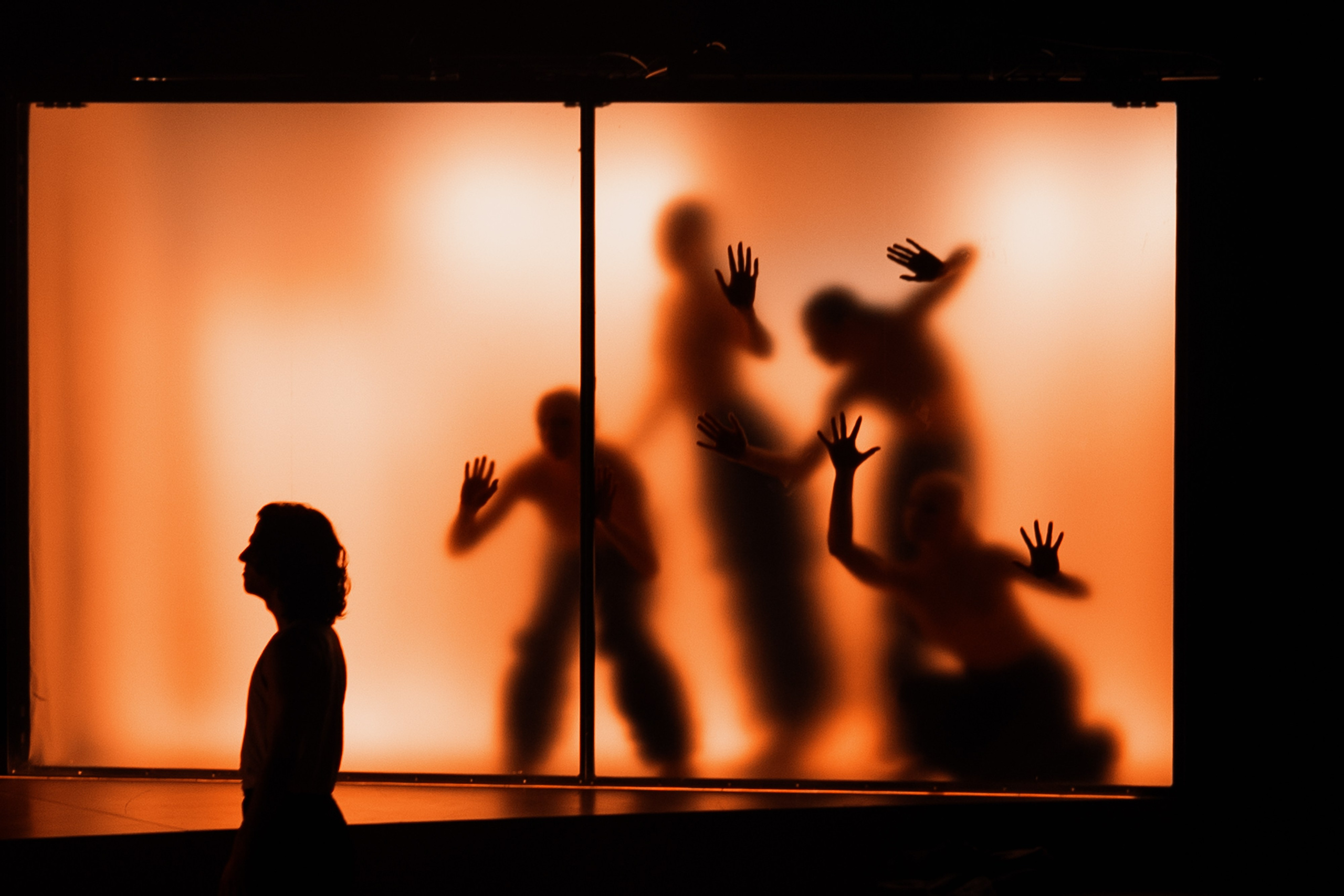 KONTAKT. Fusion Wedding Photographer