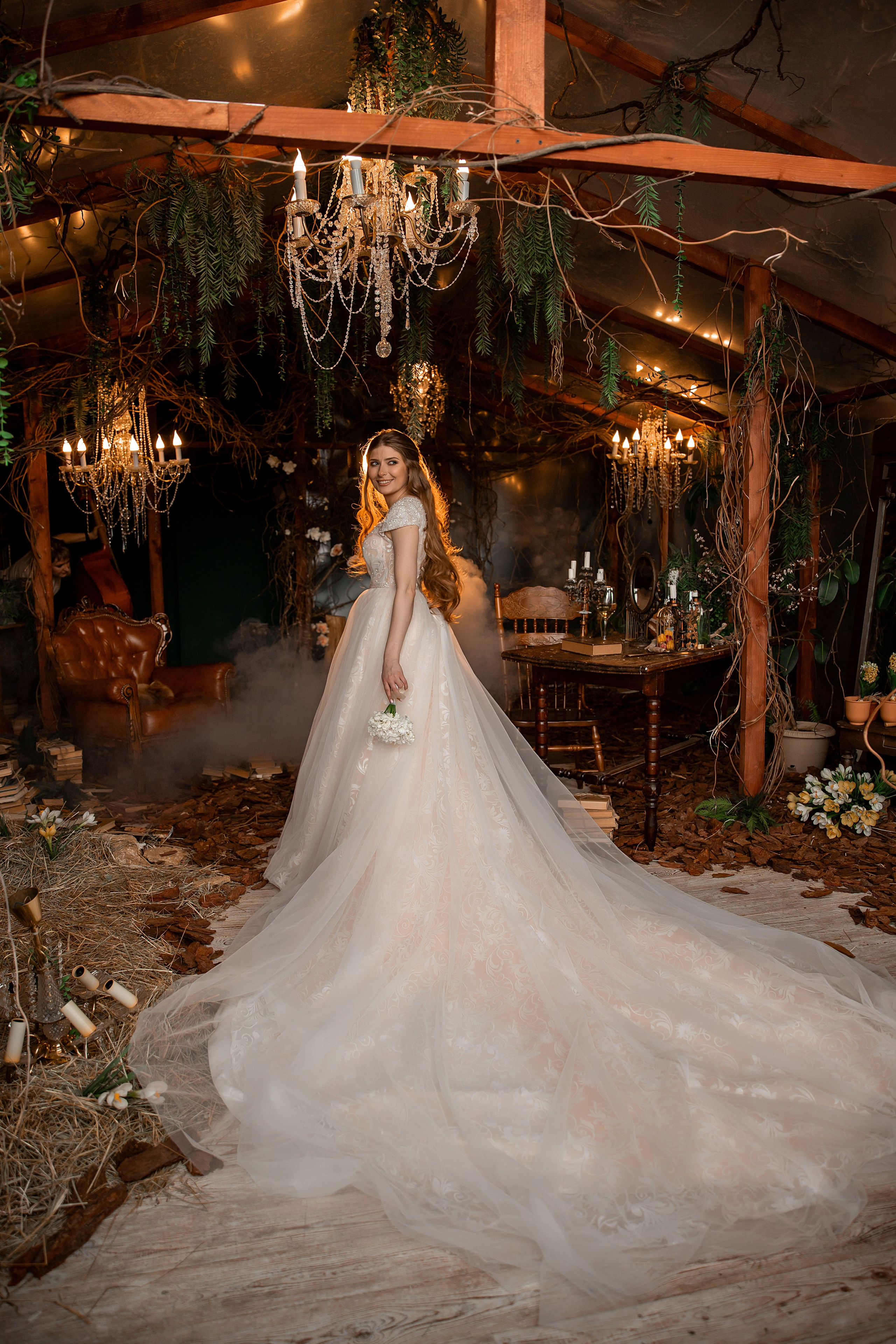 Свадебная история в фотозале Теплица. Семейный и индивидуальный фотограф в Ростове-на-Дону