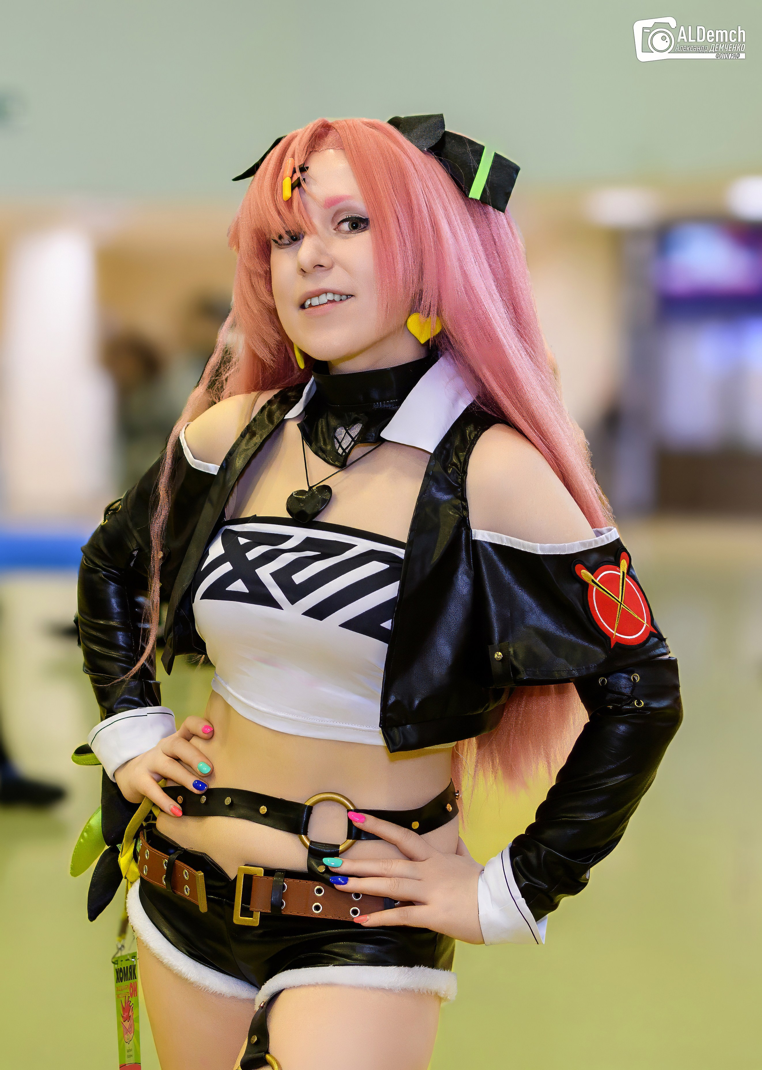 Аниме картинки персонажей и косплей фото в России Москве
