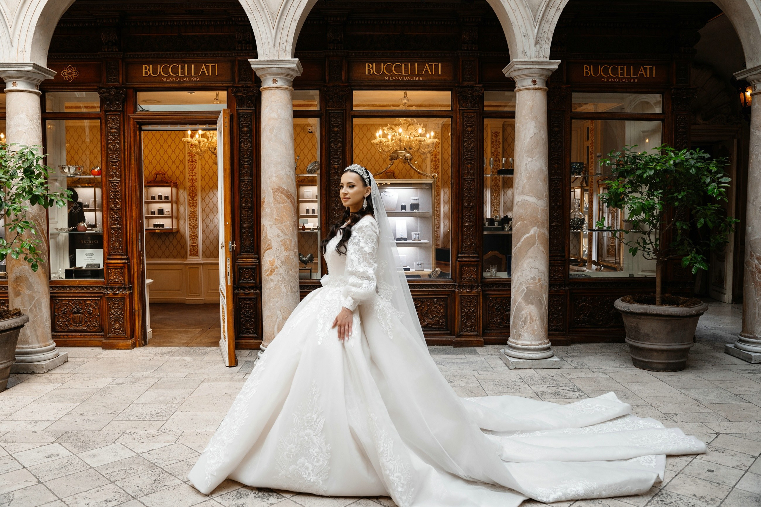 Свадебная фотосессия в ресторане Турандот. Свадебный и семейный фотограф в Москве Светлана Зоткина