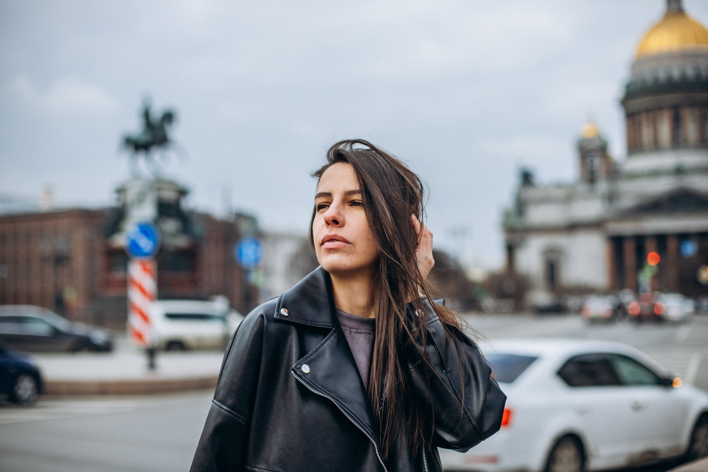 Ксения в марте. Фотопрогулка в Петербурге. Индивидуальный и семейный фотограф в Санкт-Петербурге