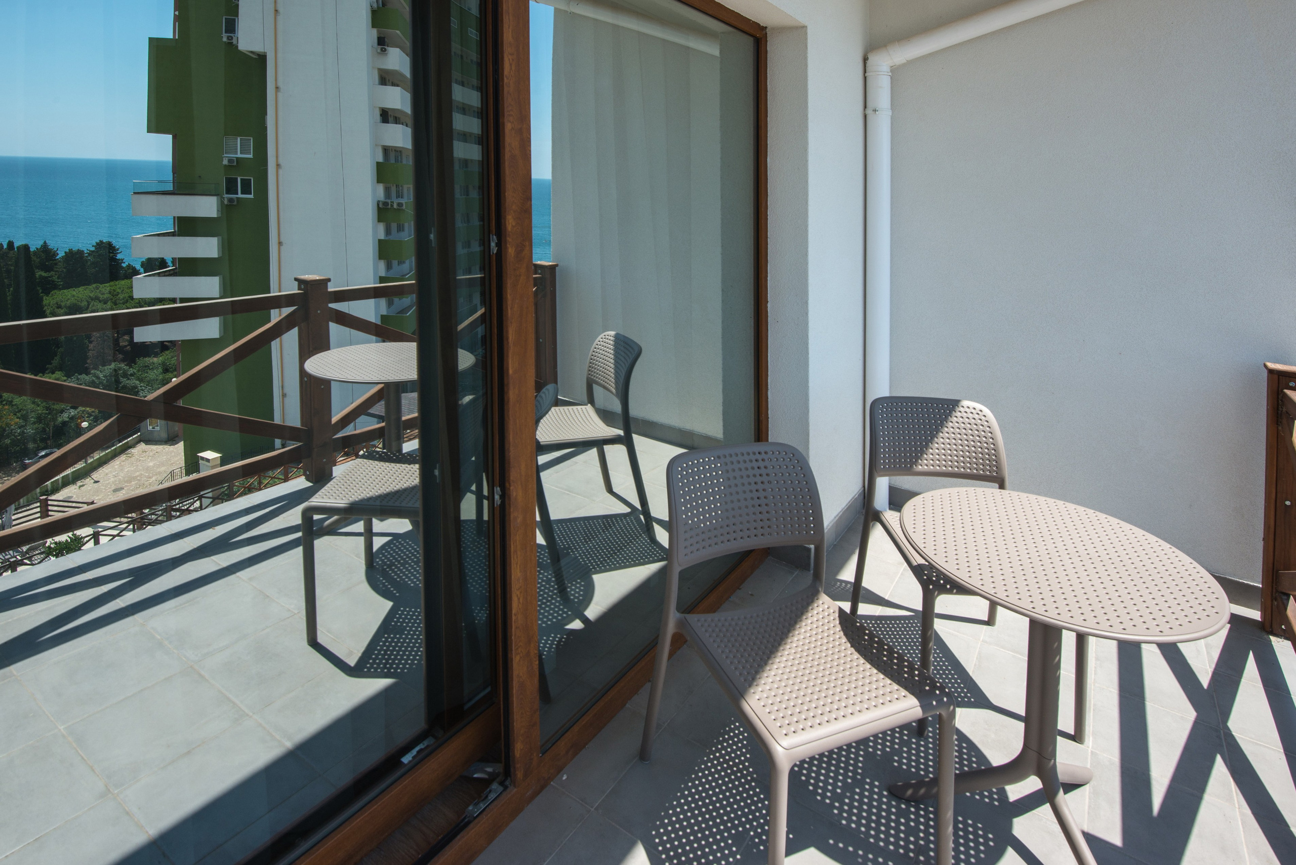 SkyCliff Hotel - Recreación. Photographer Aleksandr Rybintsev