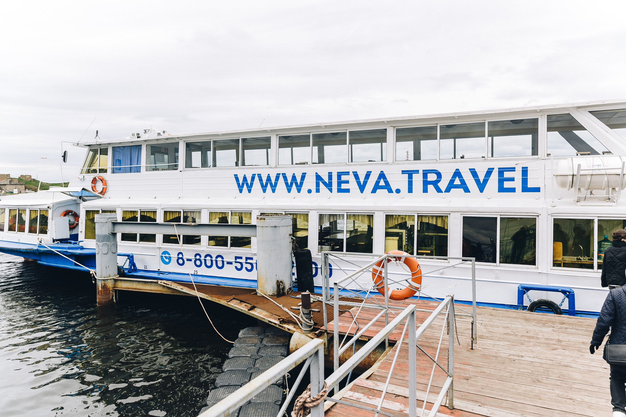 Экскурсия по Санкт-Петербургу с детским театром на льду «АЛЕКО » 11.05.2024. Репортажный фотограф в Москве